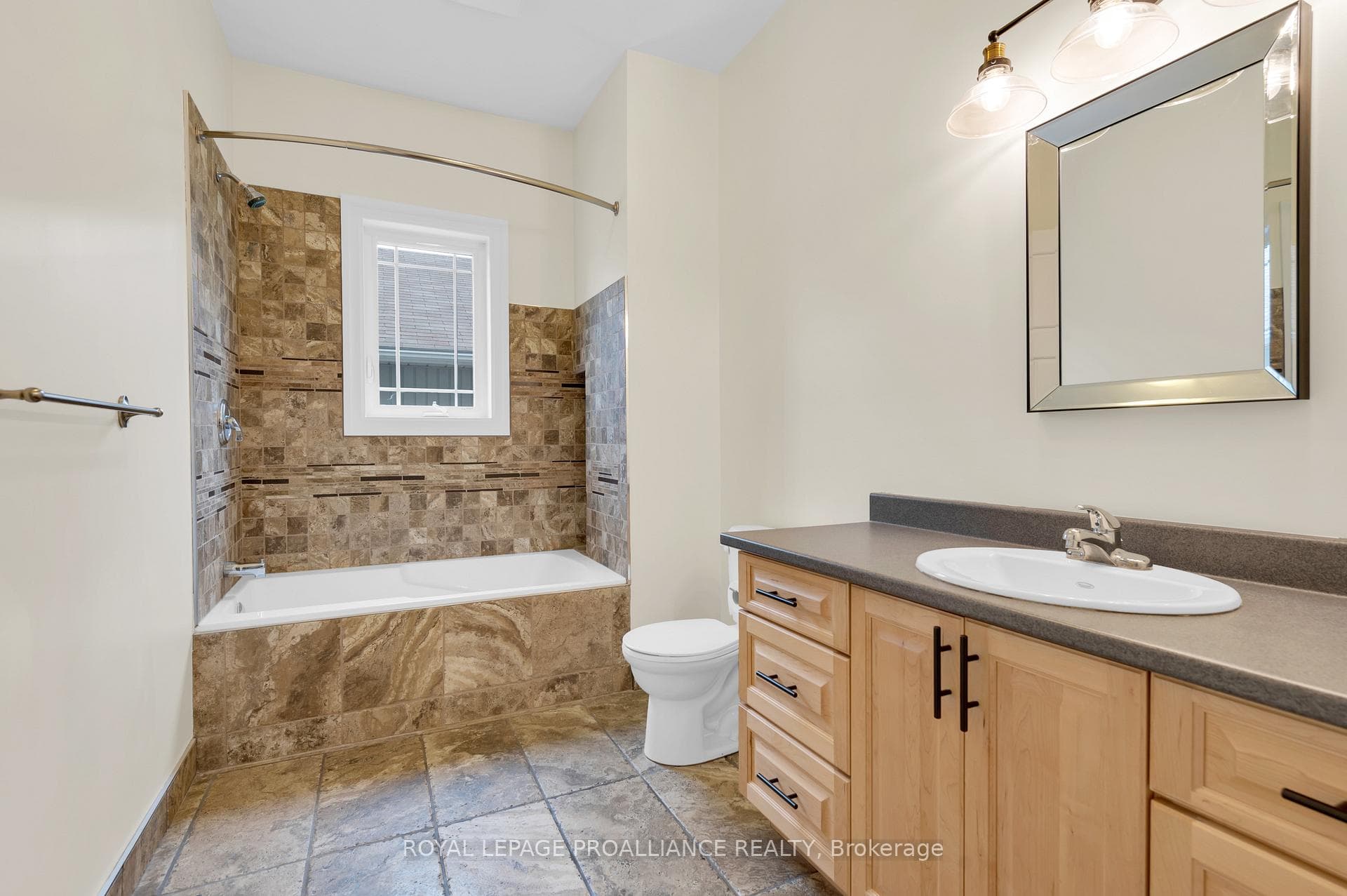 126 Squire Road photo 17