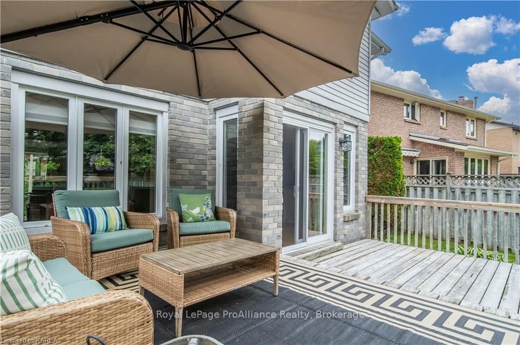 1178 BENTLEY Terrace photo 44