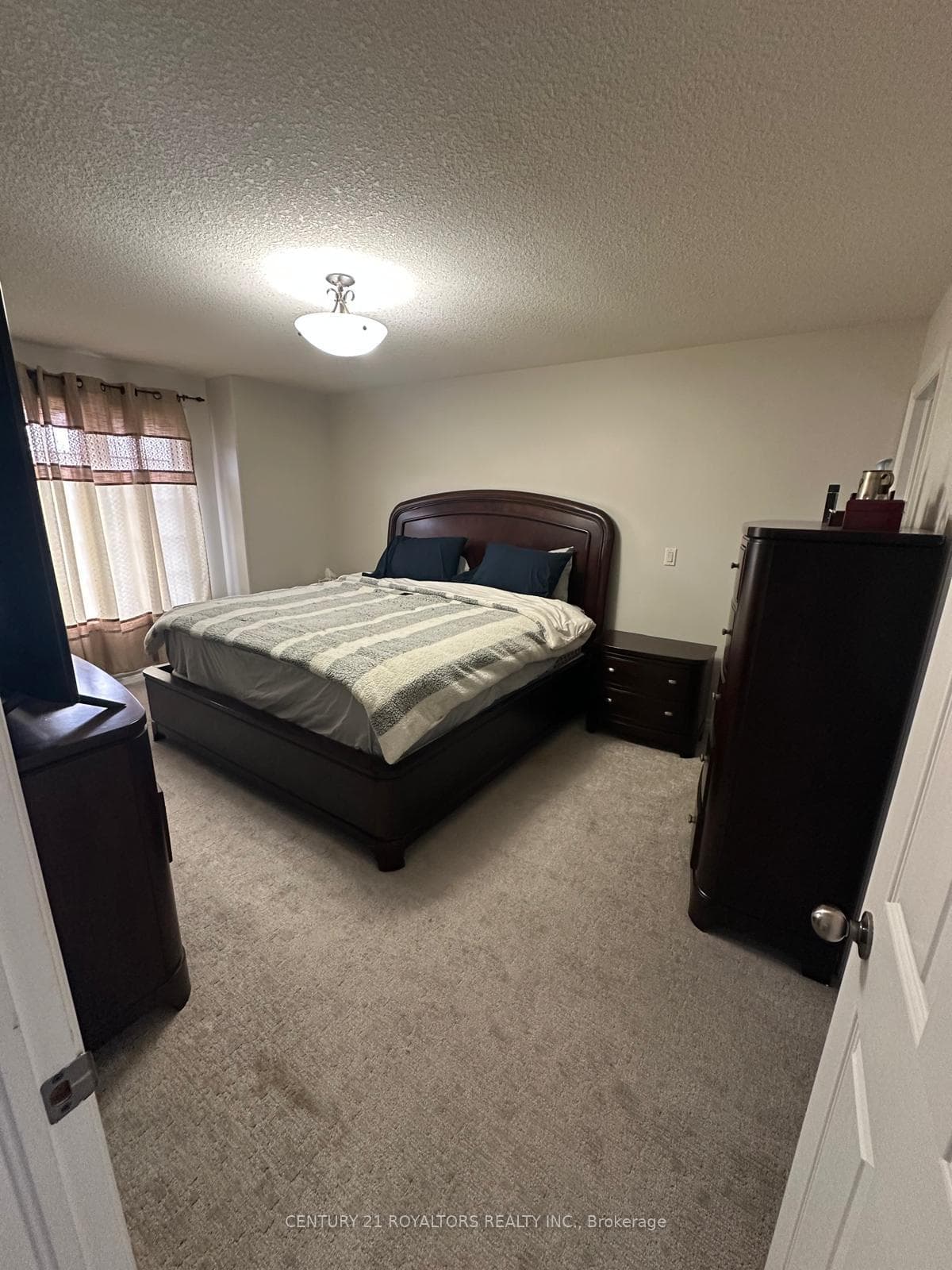100 Southview Court photo 9