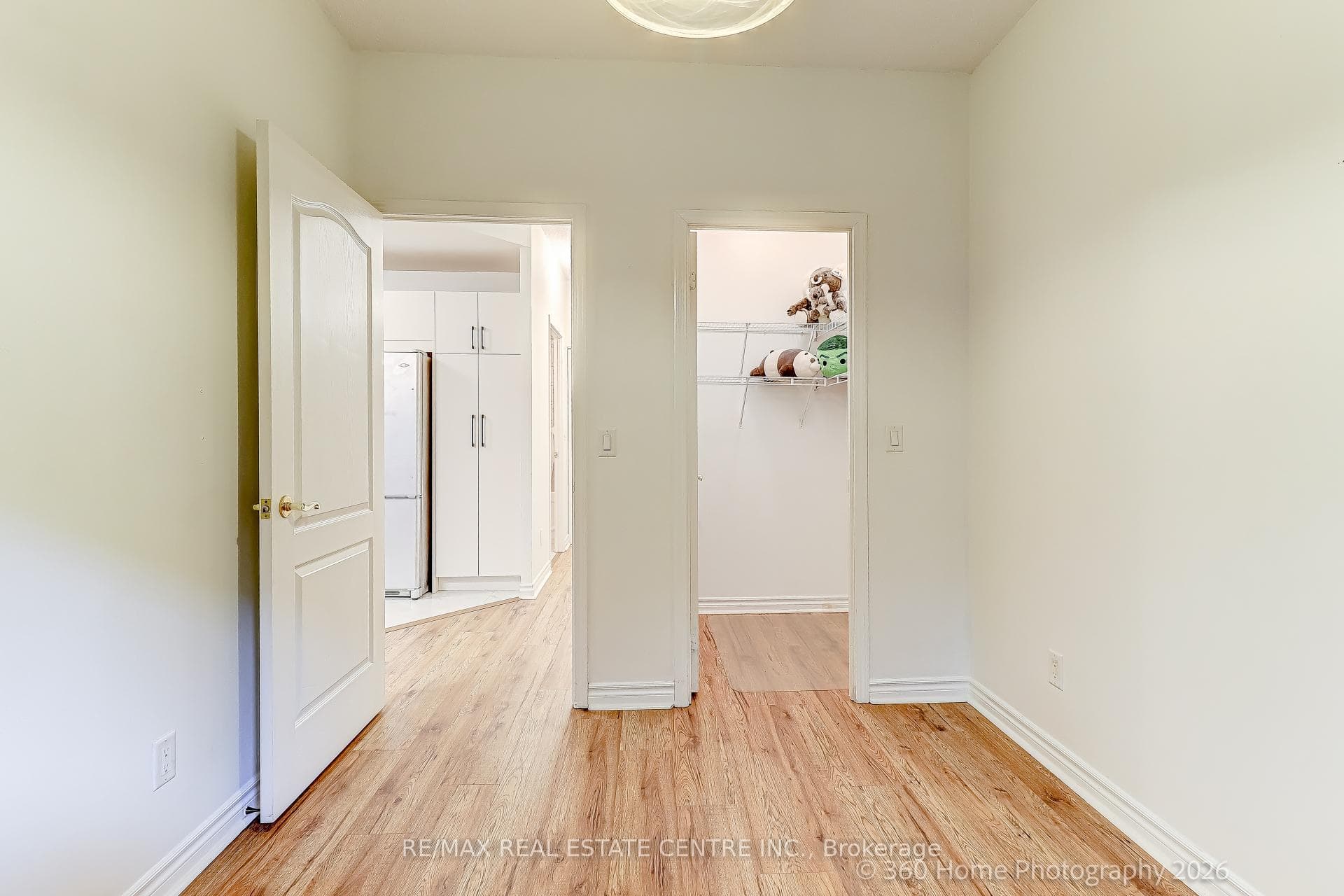 350 PRINCESS ROYAL Drive Unit 107 photo 9