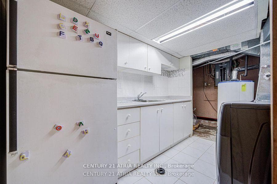 154 Freshmeadow Drive photo 25