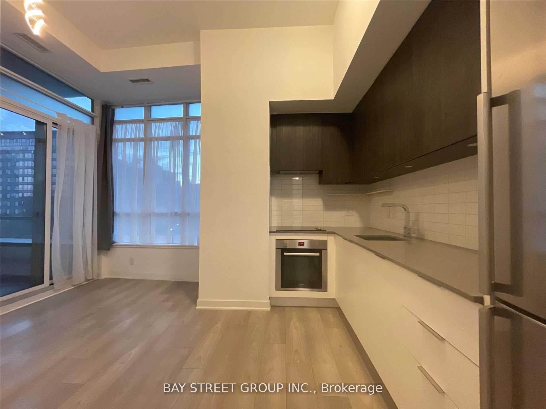 120 Parliament Street Unit 522 photo 4