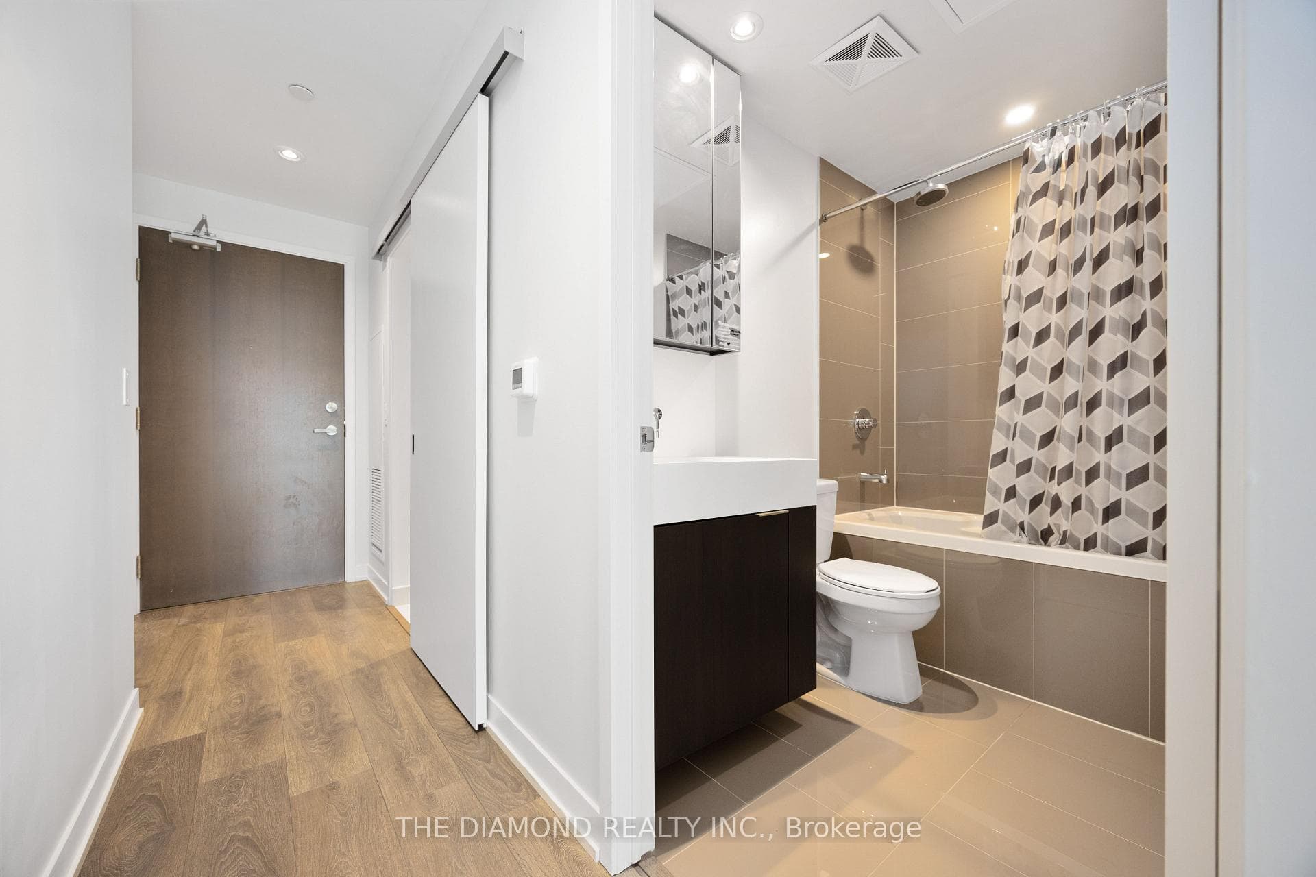 15 Lower Jarvis Street Unit 2009 photo 16