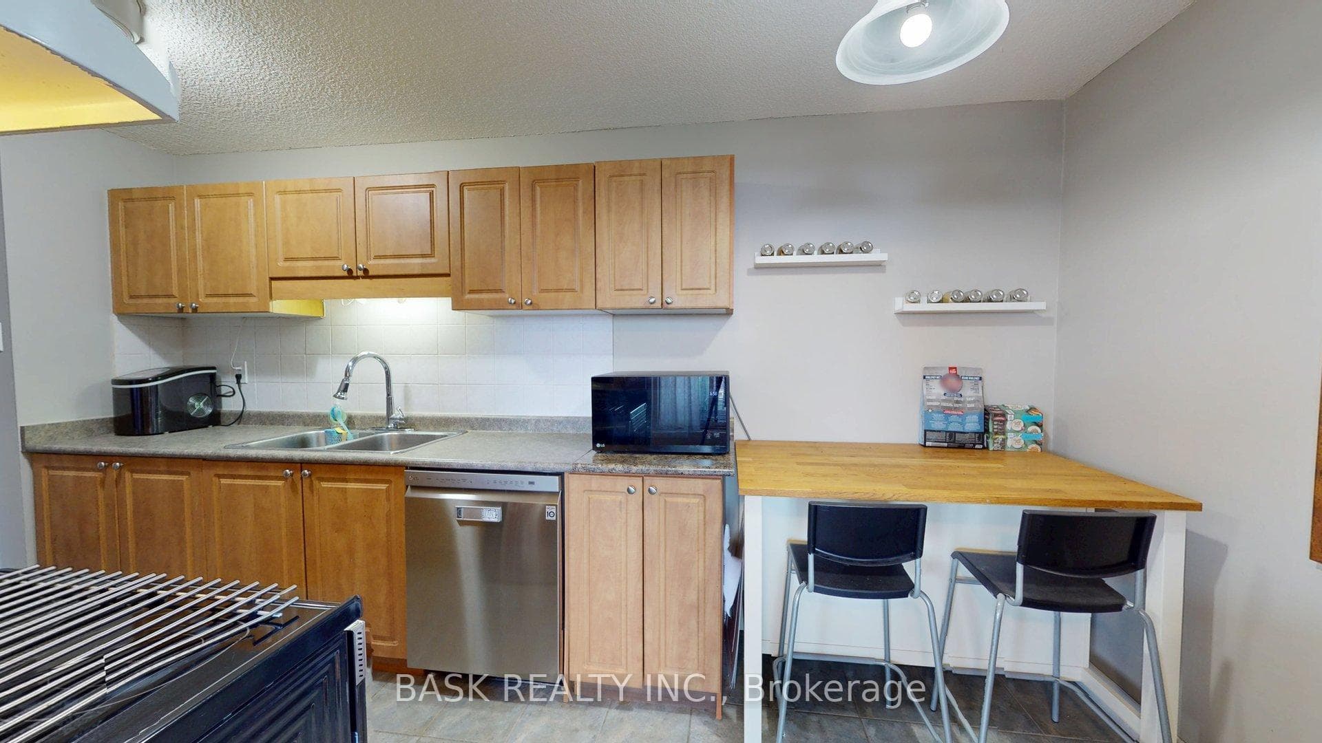 2900 Battleford Road Unit 706 photo 20