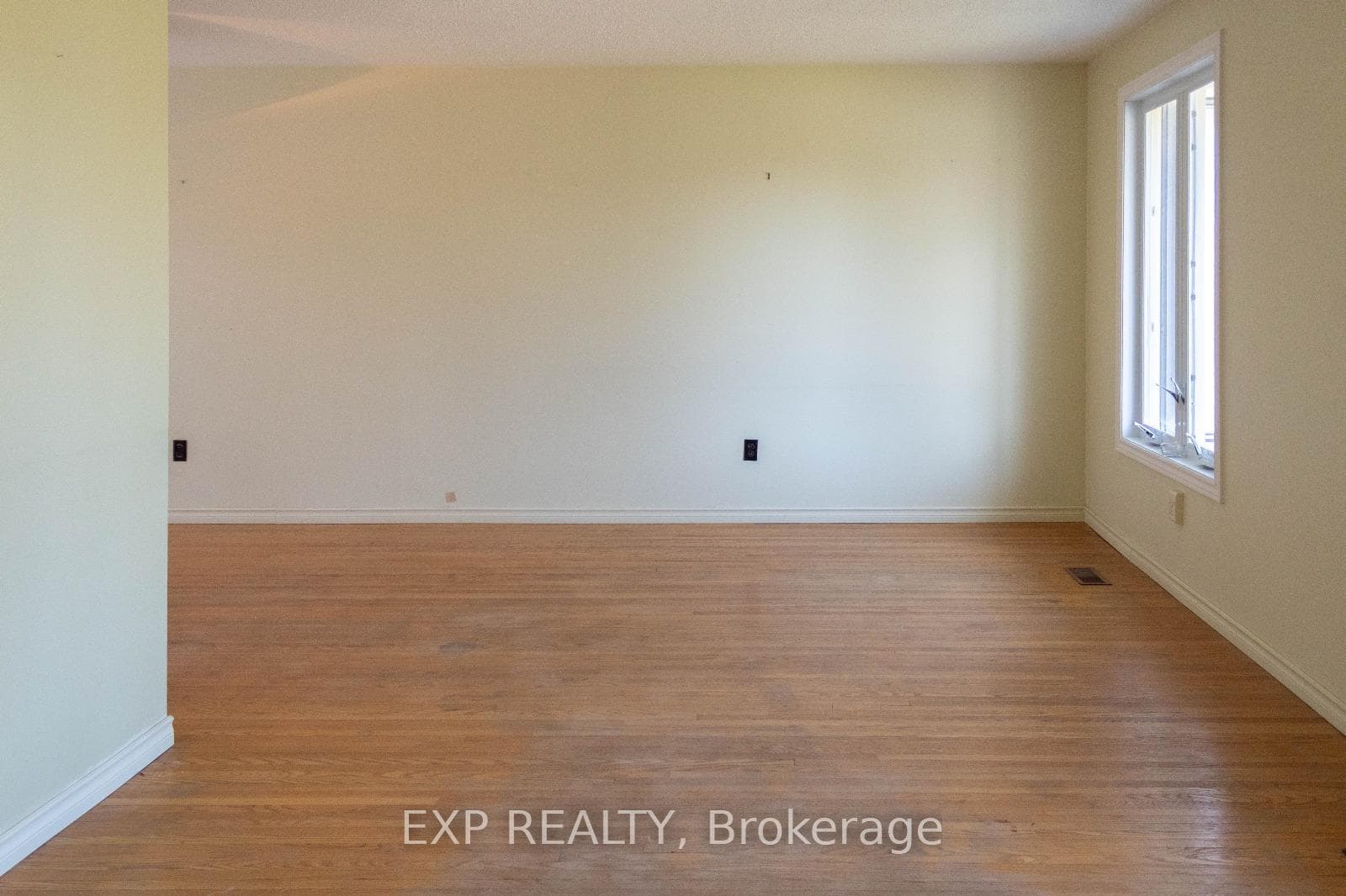 57 Tealham Drive photo 6