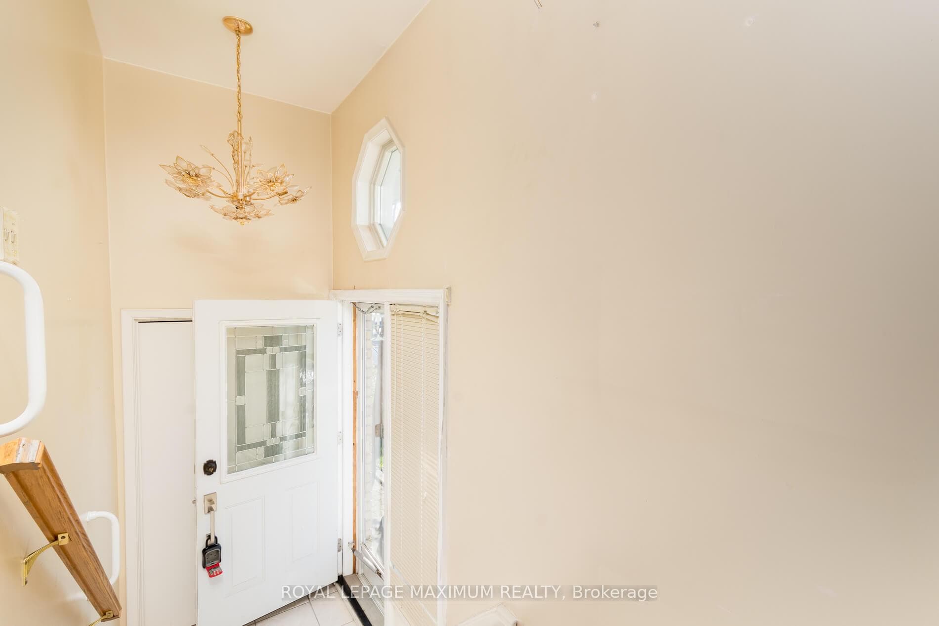44 Fallingdale Crescent photo 4