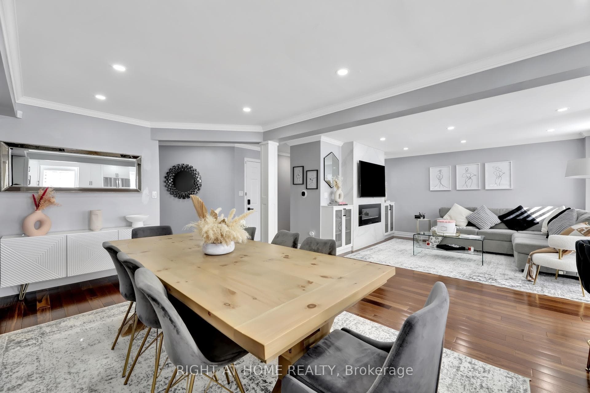 13 Meadow Oak Place photo 2