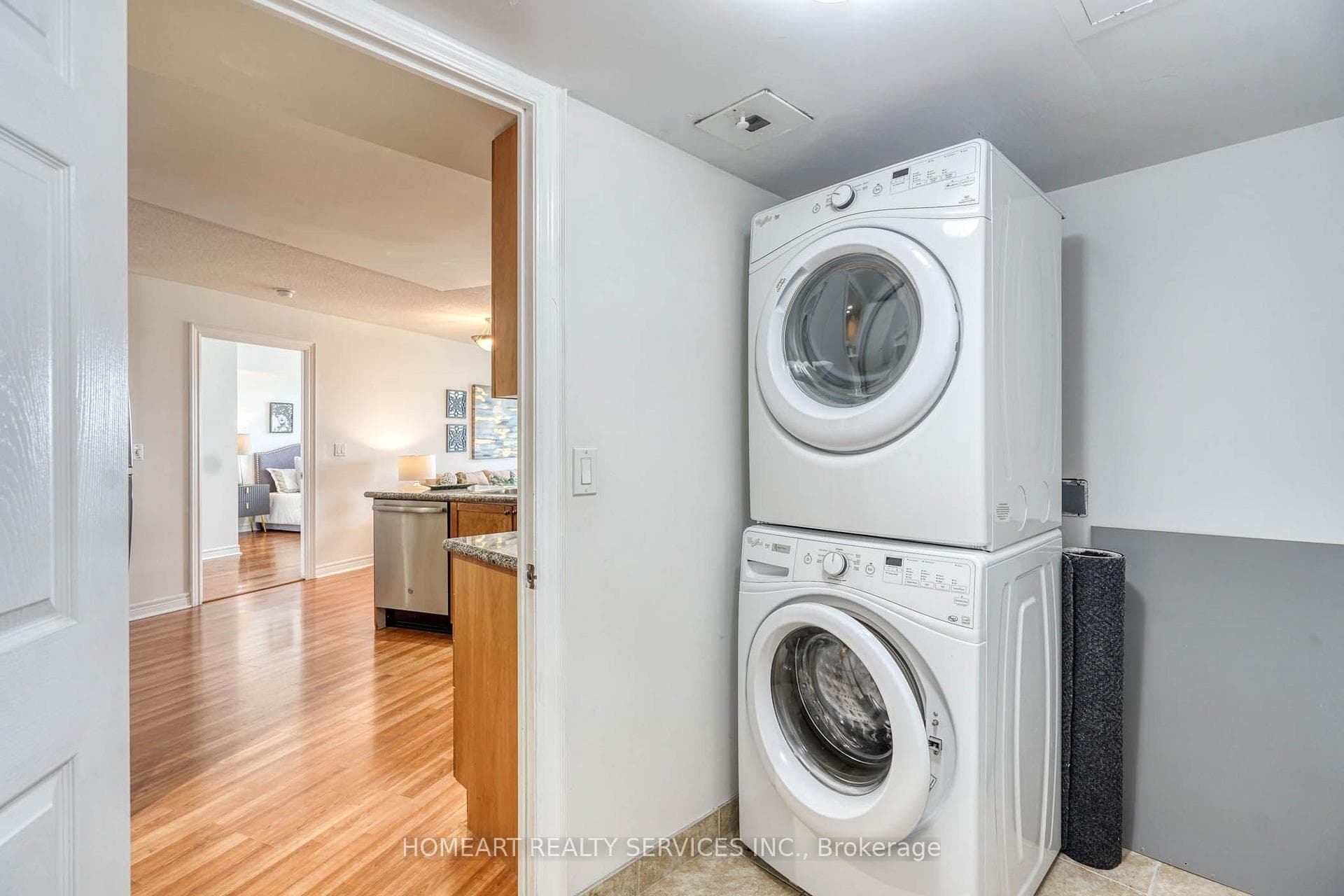 33 Cox Boulevard Unit 722 photo 18