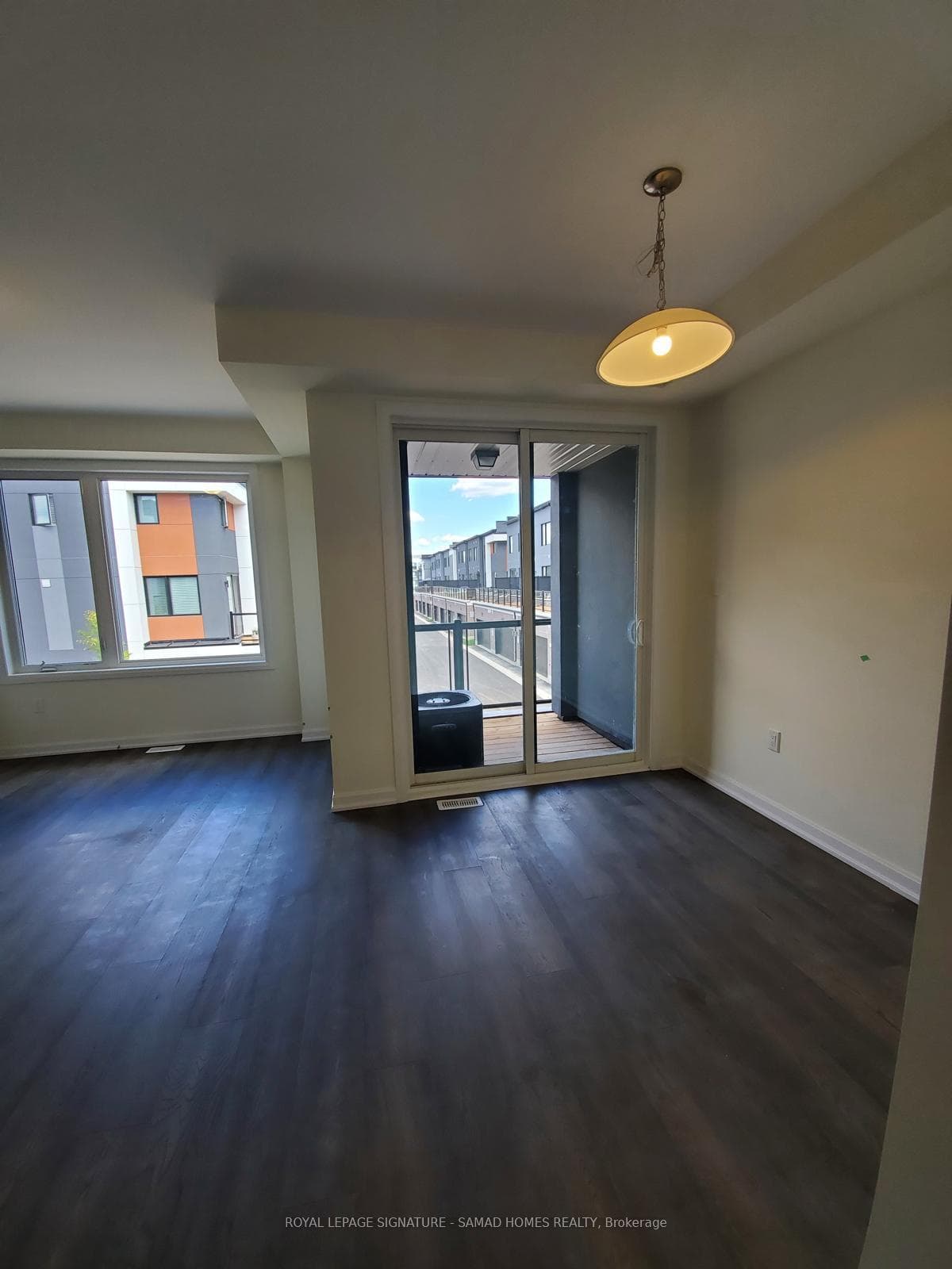 98 Huguenot Road Unit 3 photo 15