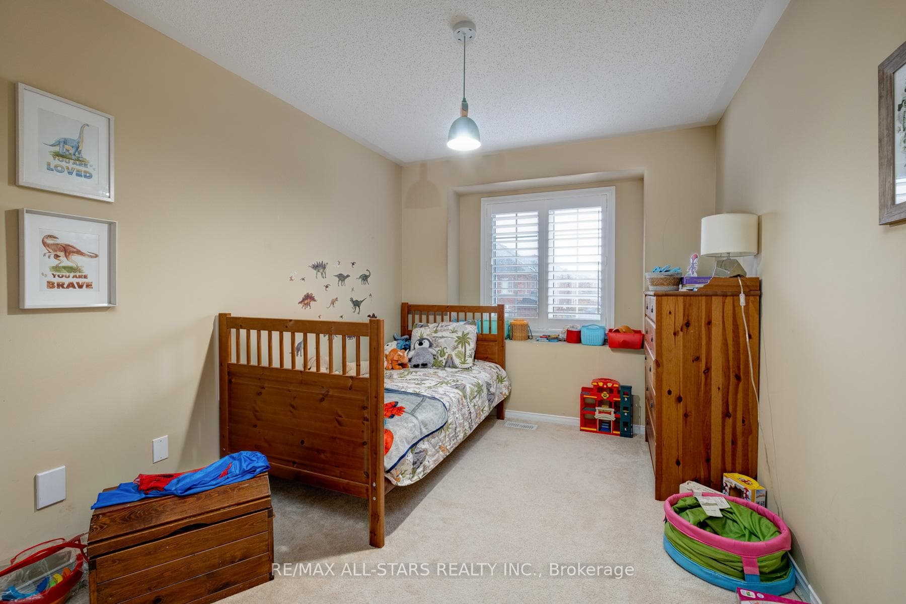 96 Underwood Drive photo 4