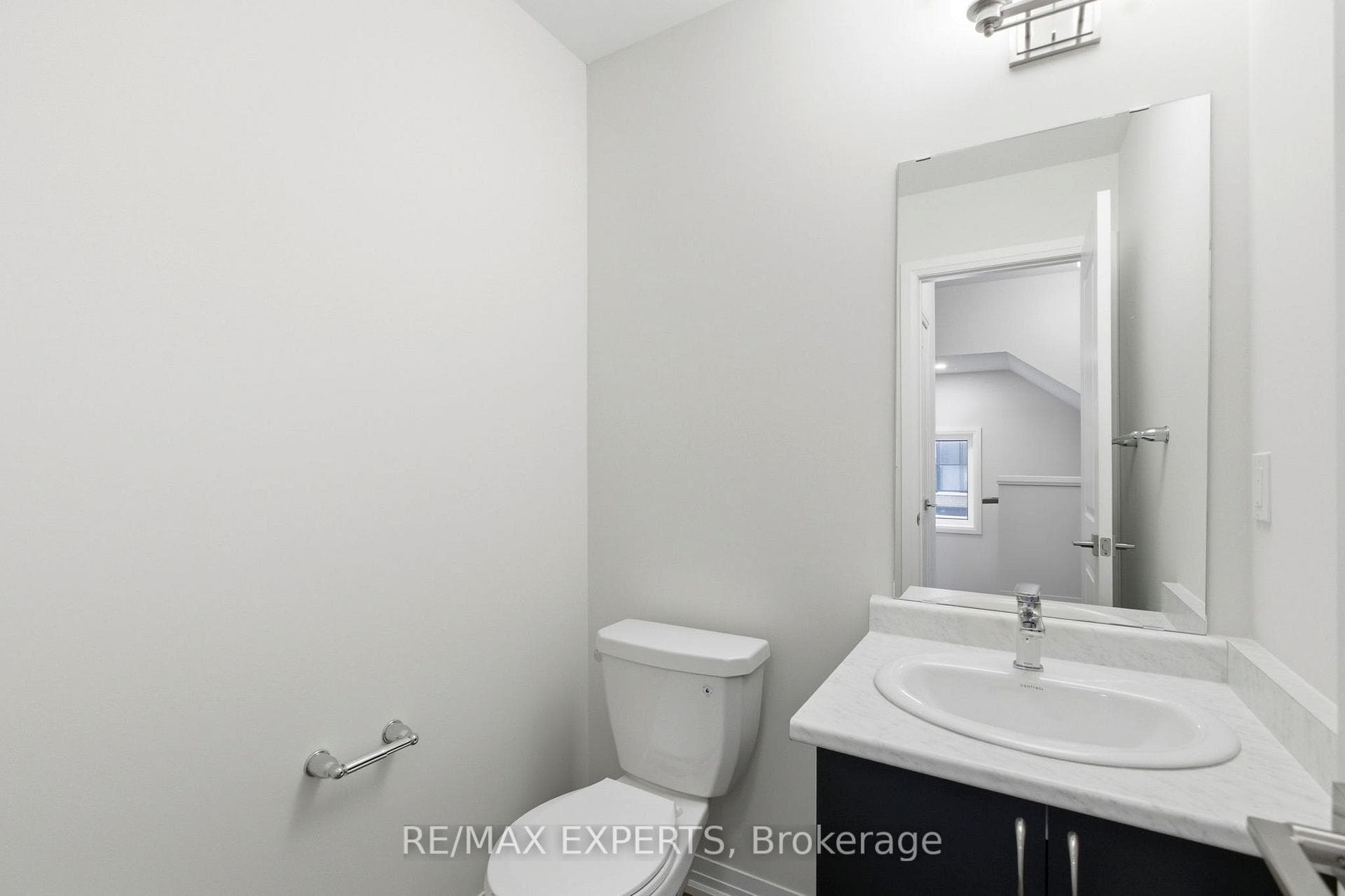 660 Colborne Street Unit 33 photo 19