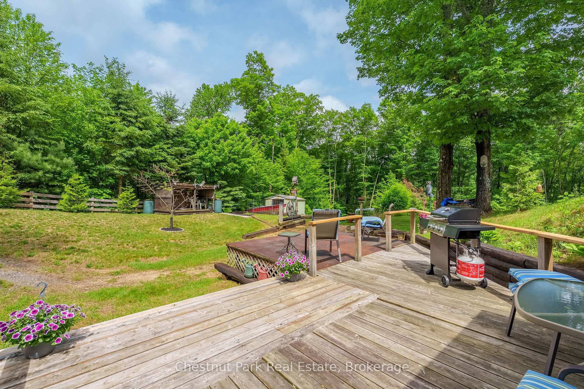 379 Gables Road photo 35