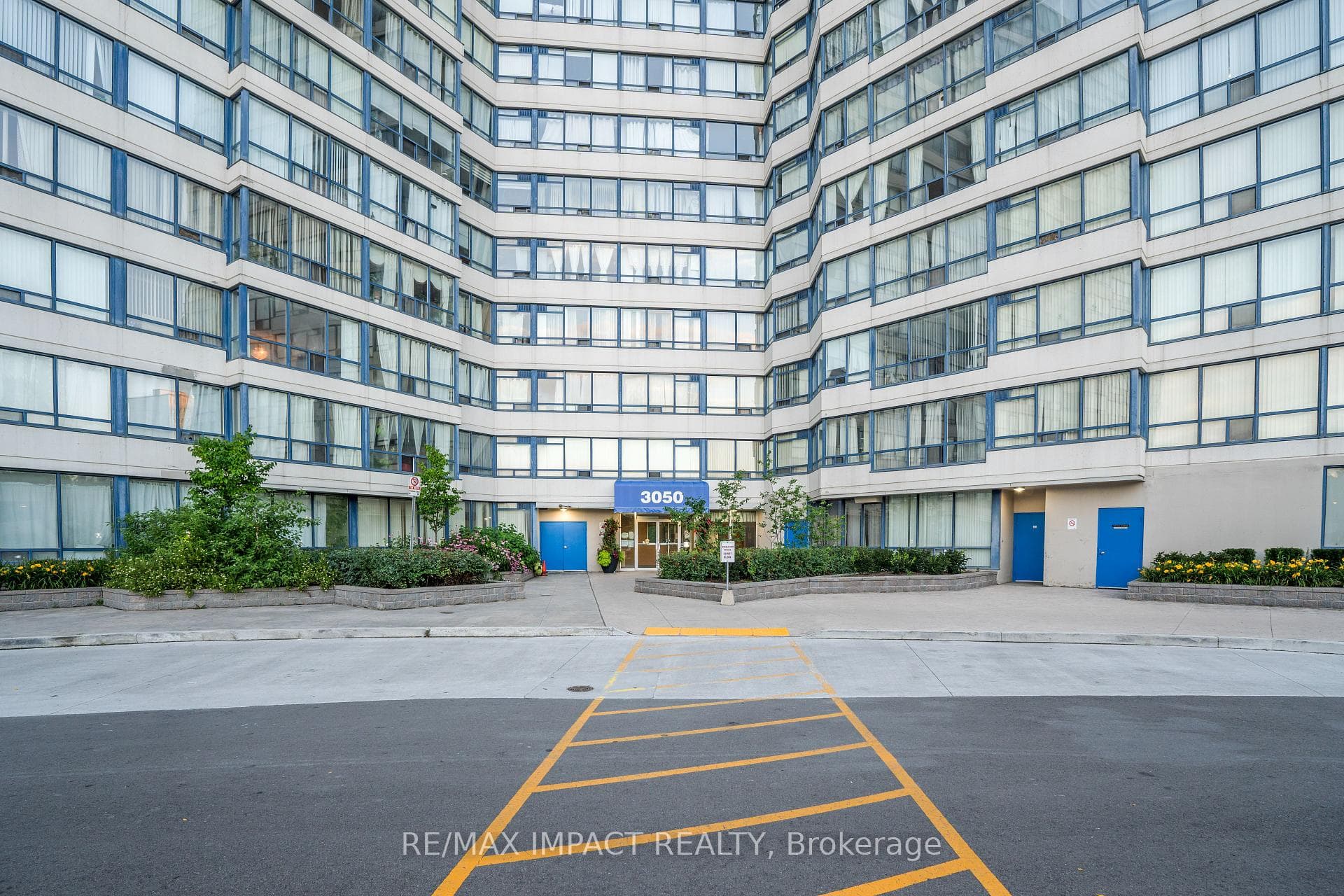 3050 Ellesmere Road Unit 711 photo 1