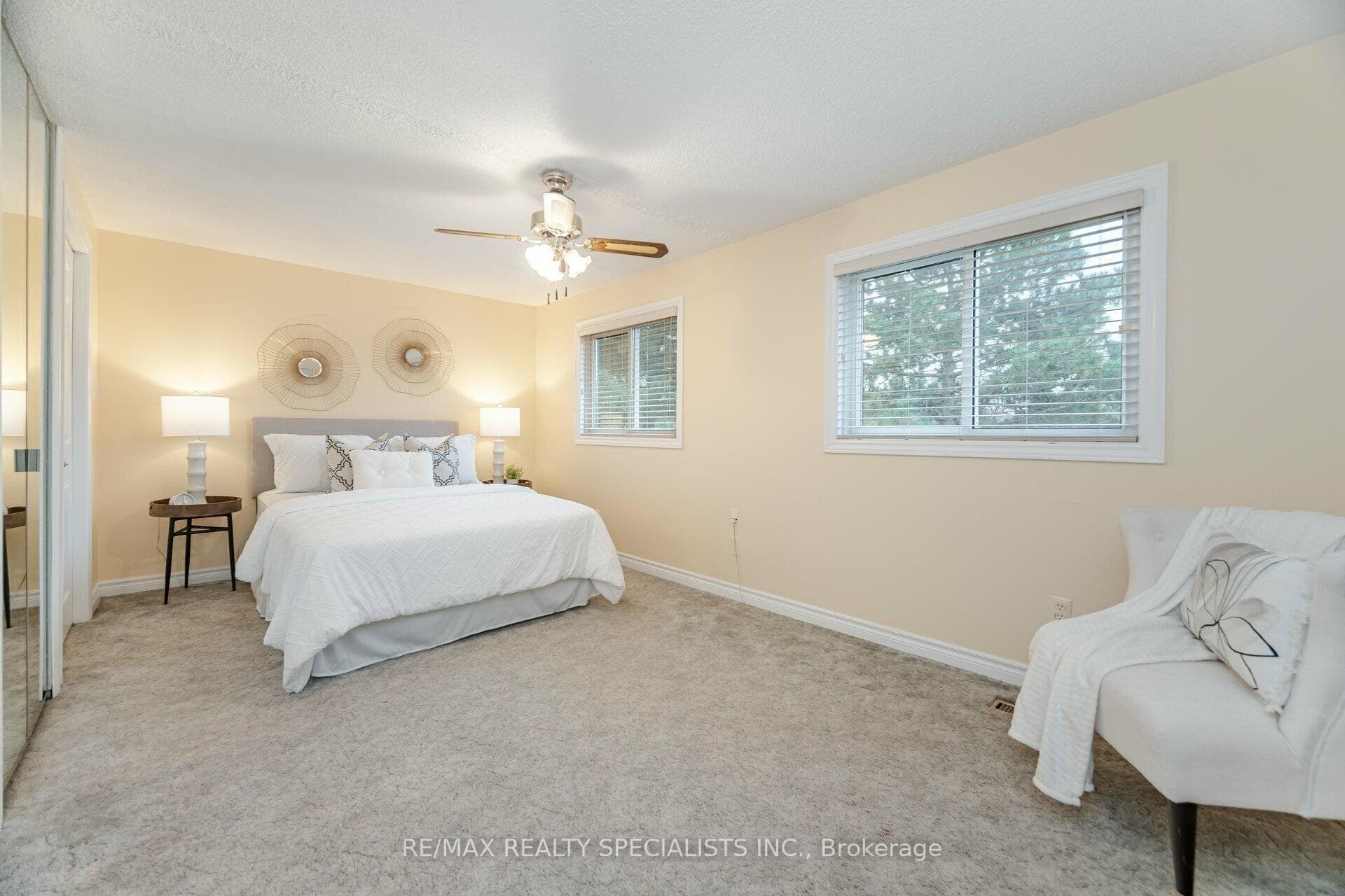 561 Childs Drive Unit 19 photo 14