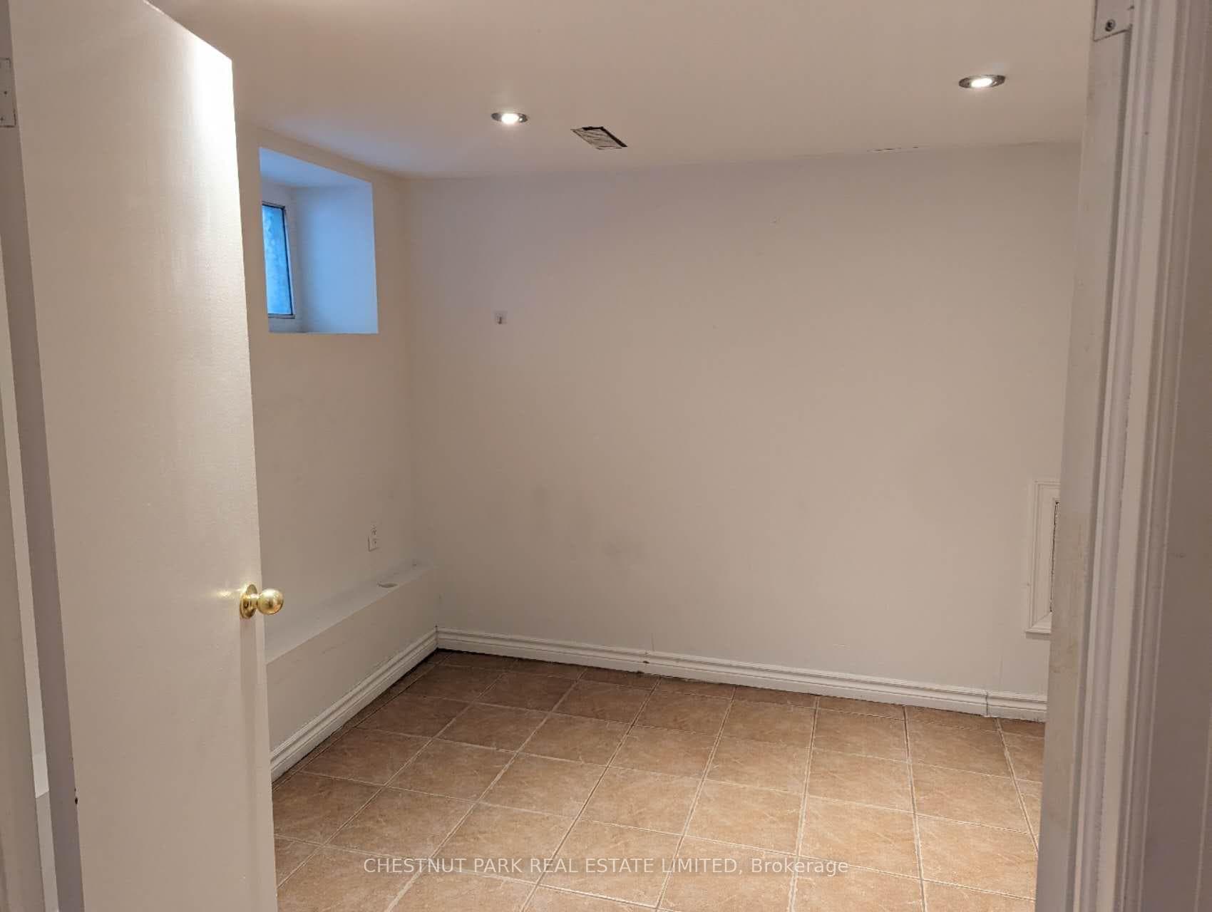 28 Caroline Avenue photo 11
