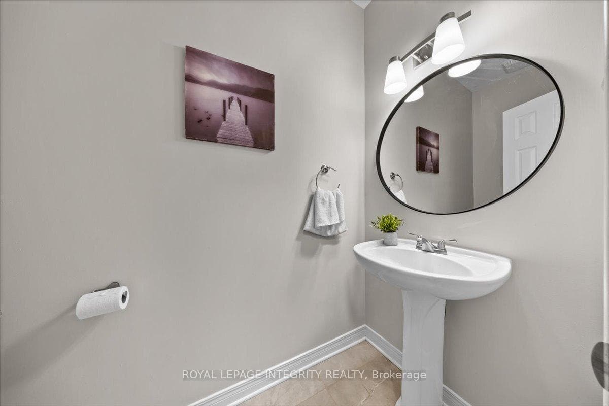 32 Eliza Crescent photo 20