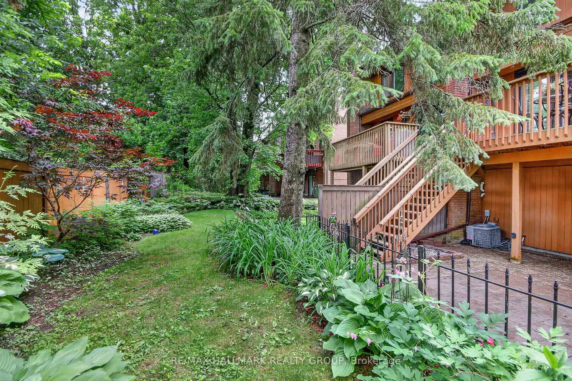 3 Birchdale Avenue Unit D photo 36