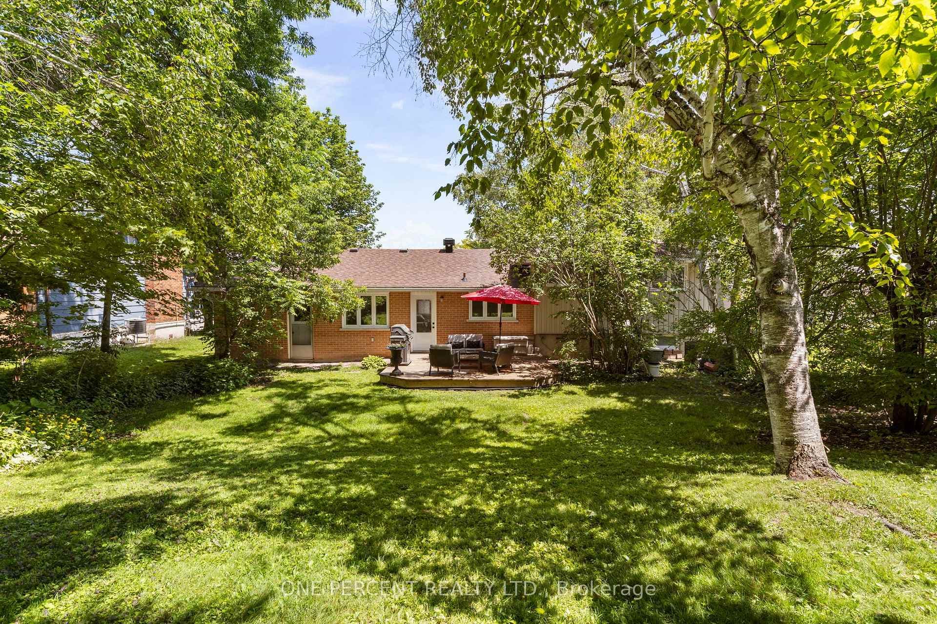 395 Harmon Road photo 32