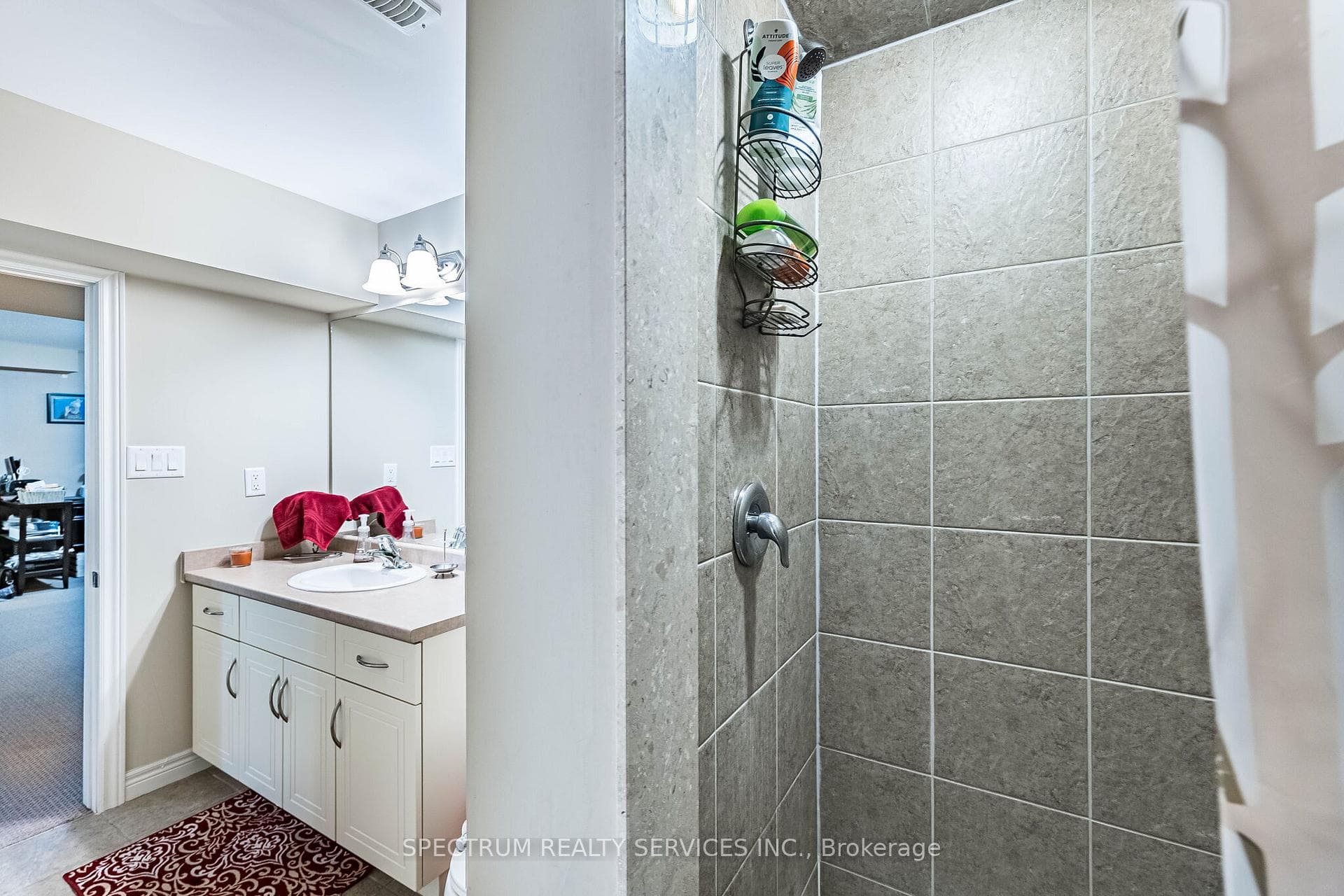1529 Upper Sherman Avenue photo 42