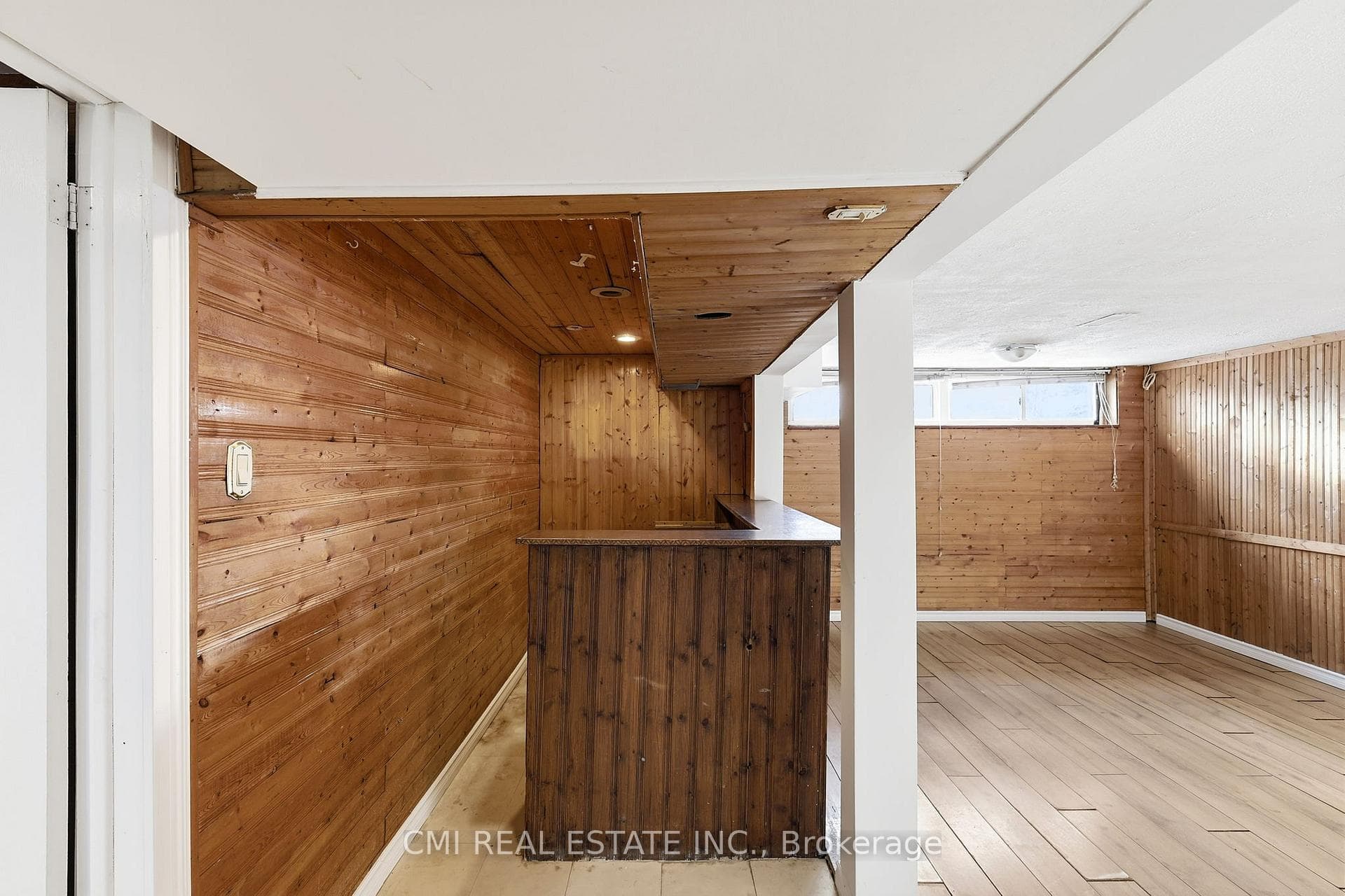 913 King Street photo 49