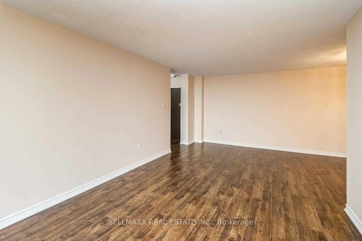 4 Kings Cross Road Unit 1703 photo 10