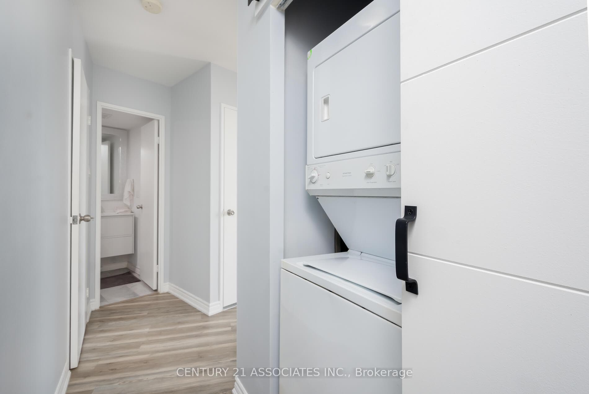 50 Mississauga Valley Boulevard Unit 1616 photo 22