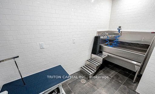 8 Cumberland Street Unit 3905 photo 2