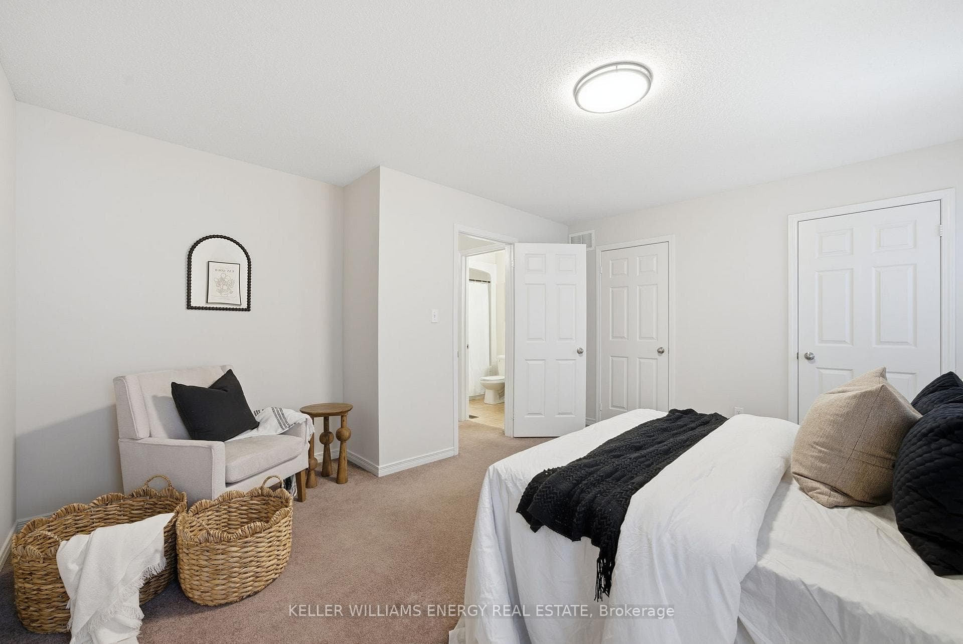 1280 Harmony Road Unit 17 photo 20