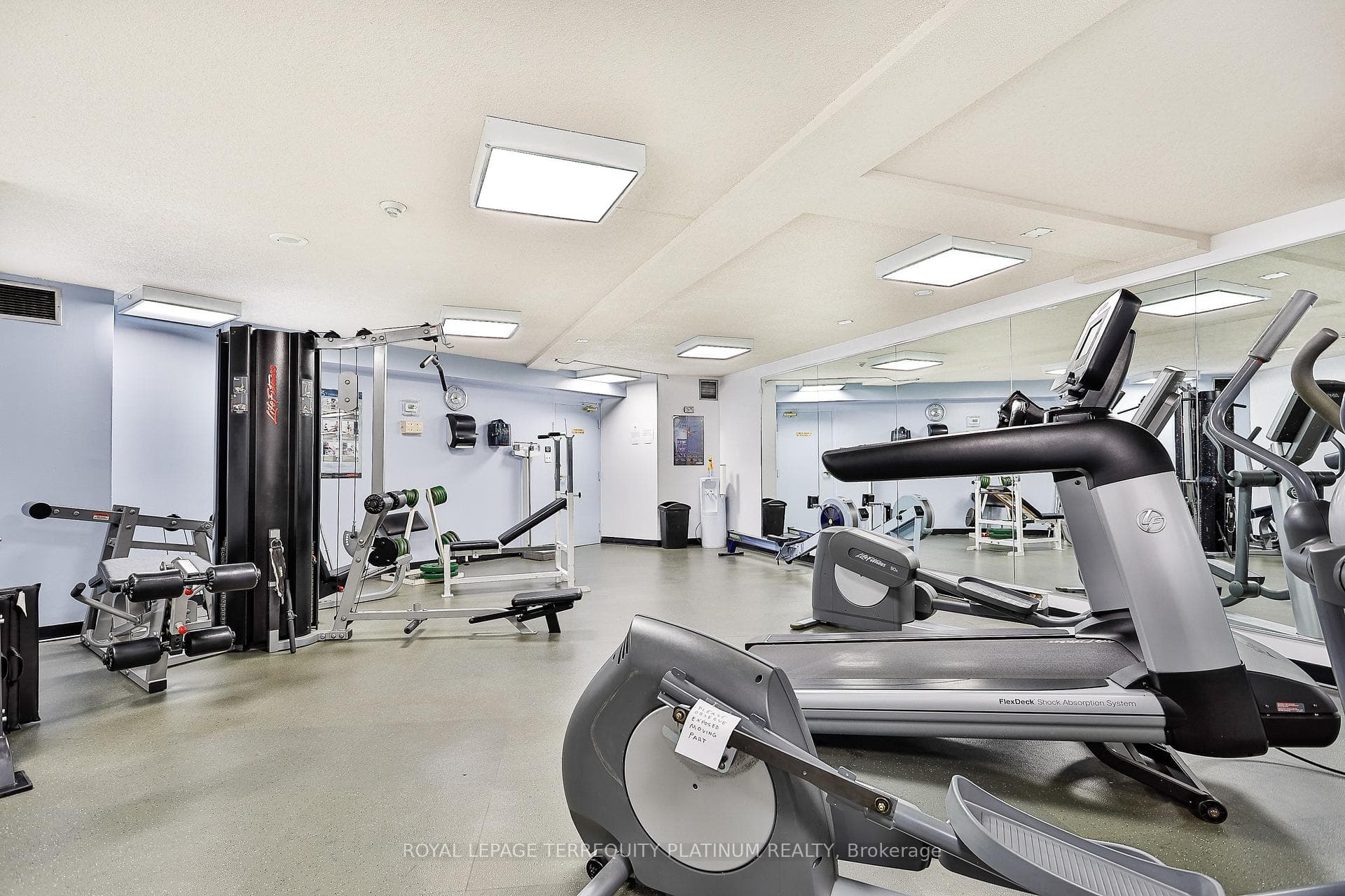 270 Queens Quay Unit 1408 photo 22