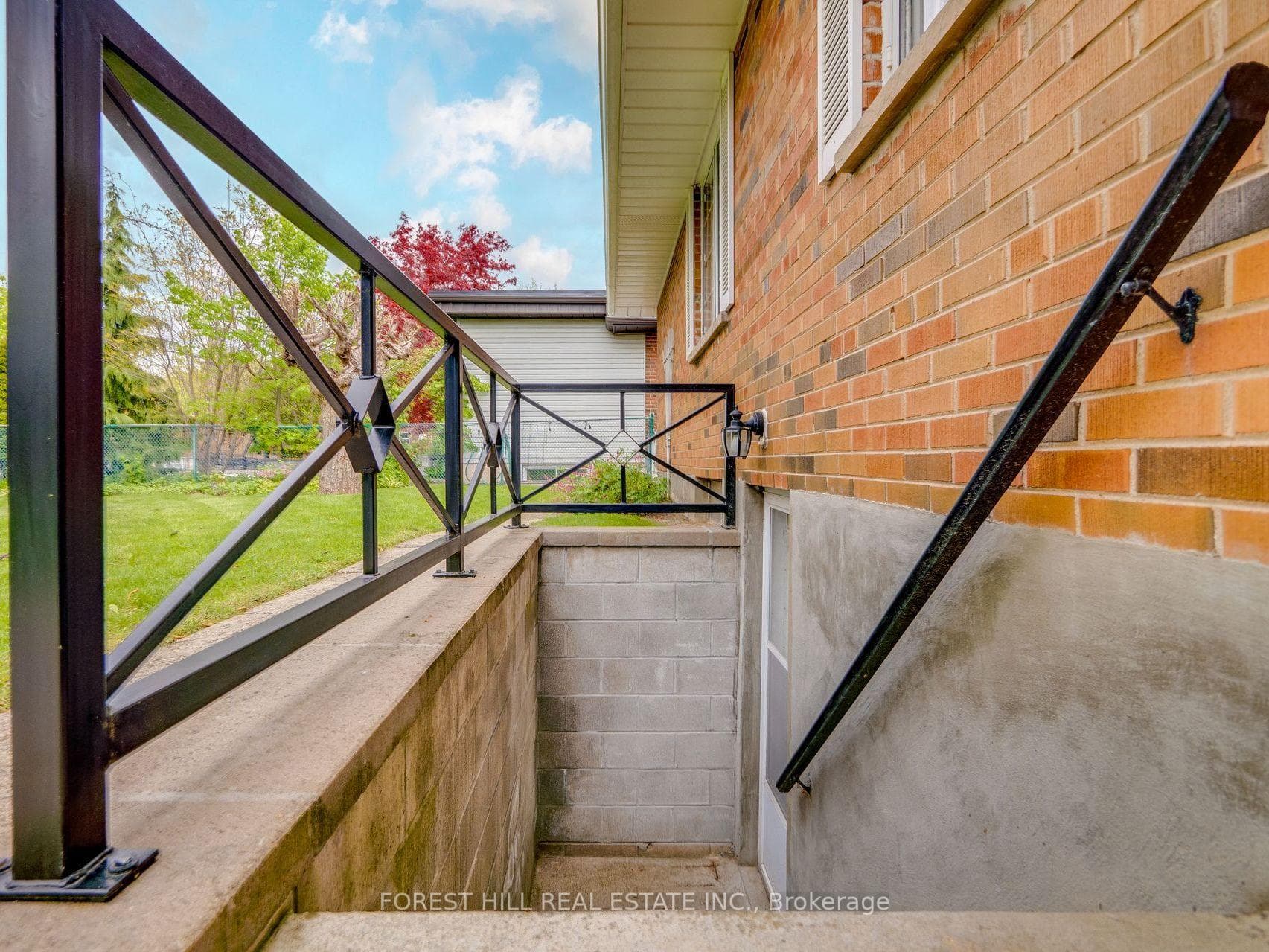 44 Ellesboro Drive photo 18