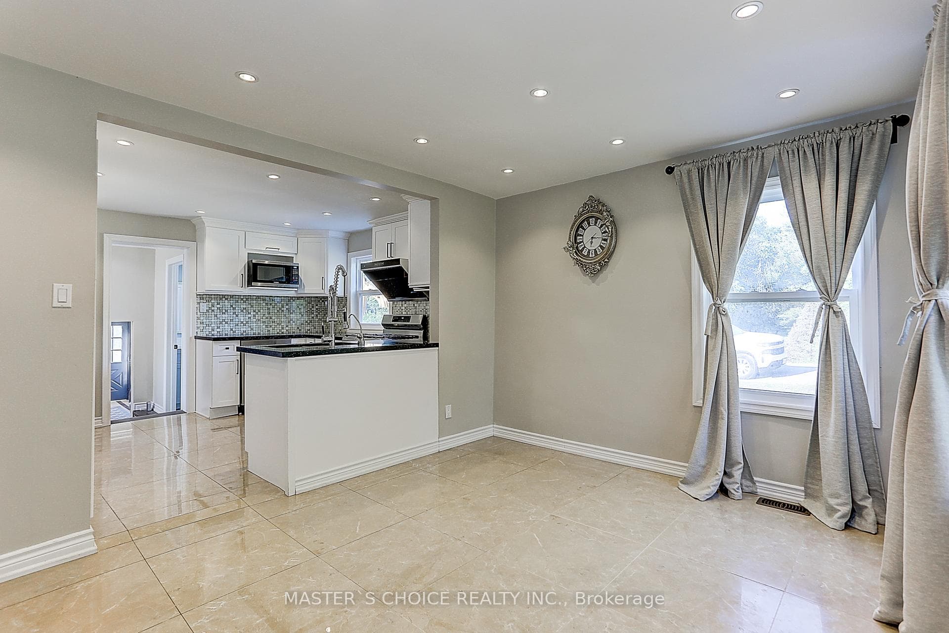 2 Preston Avenue photo 19