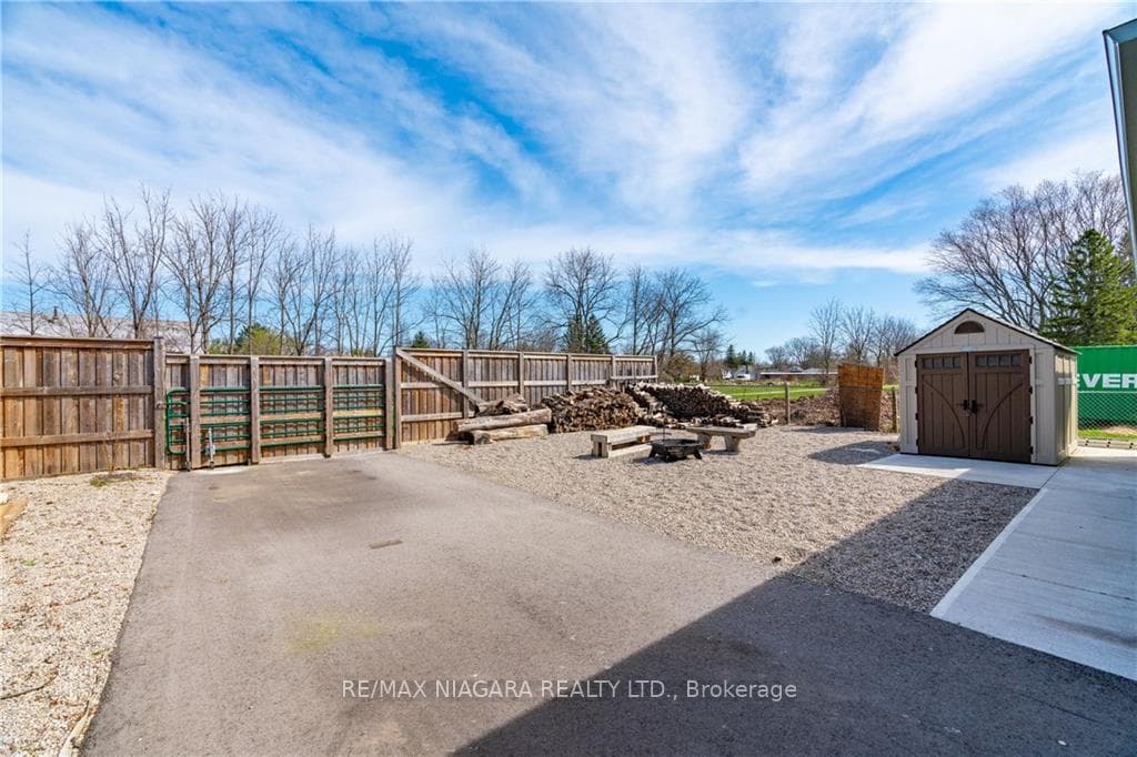 3848 Disher Street photo 38