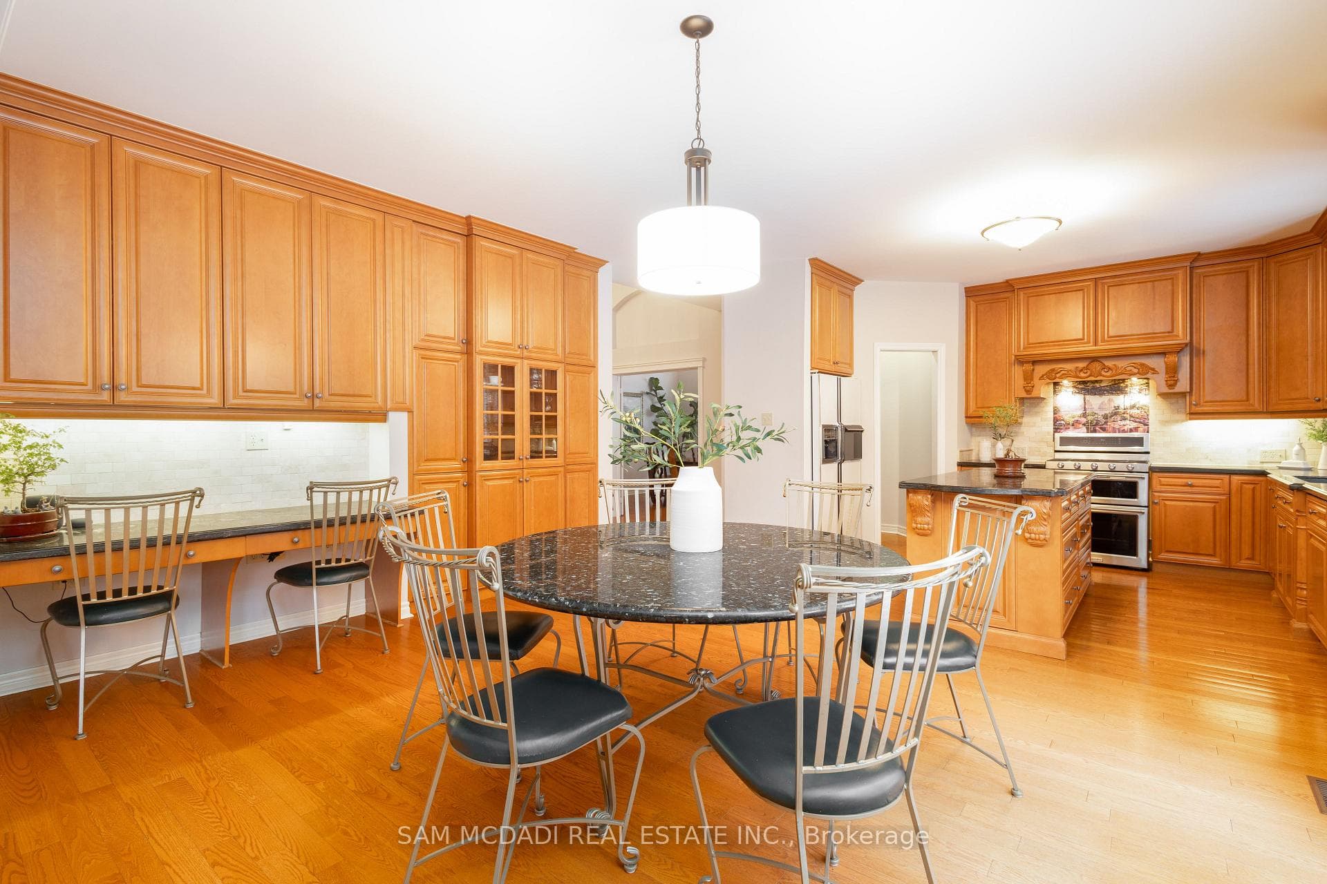 5198 Forest Ridge Drive photo 15