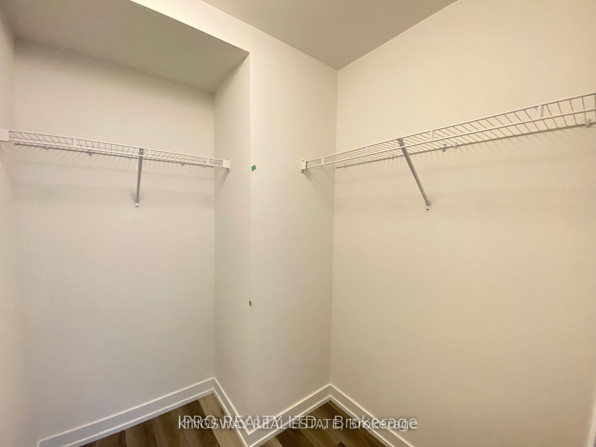 851 Sheppard Avenue Unit 33 photo 15