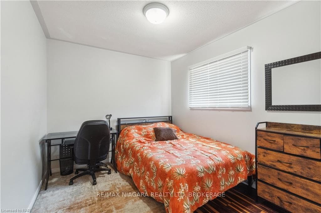 122 MADISON Court photo 27