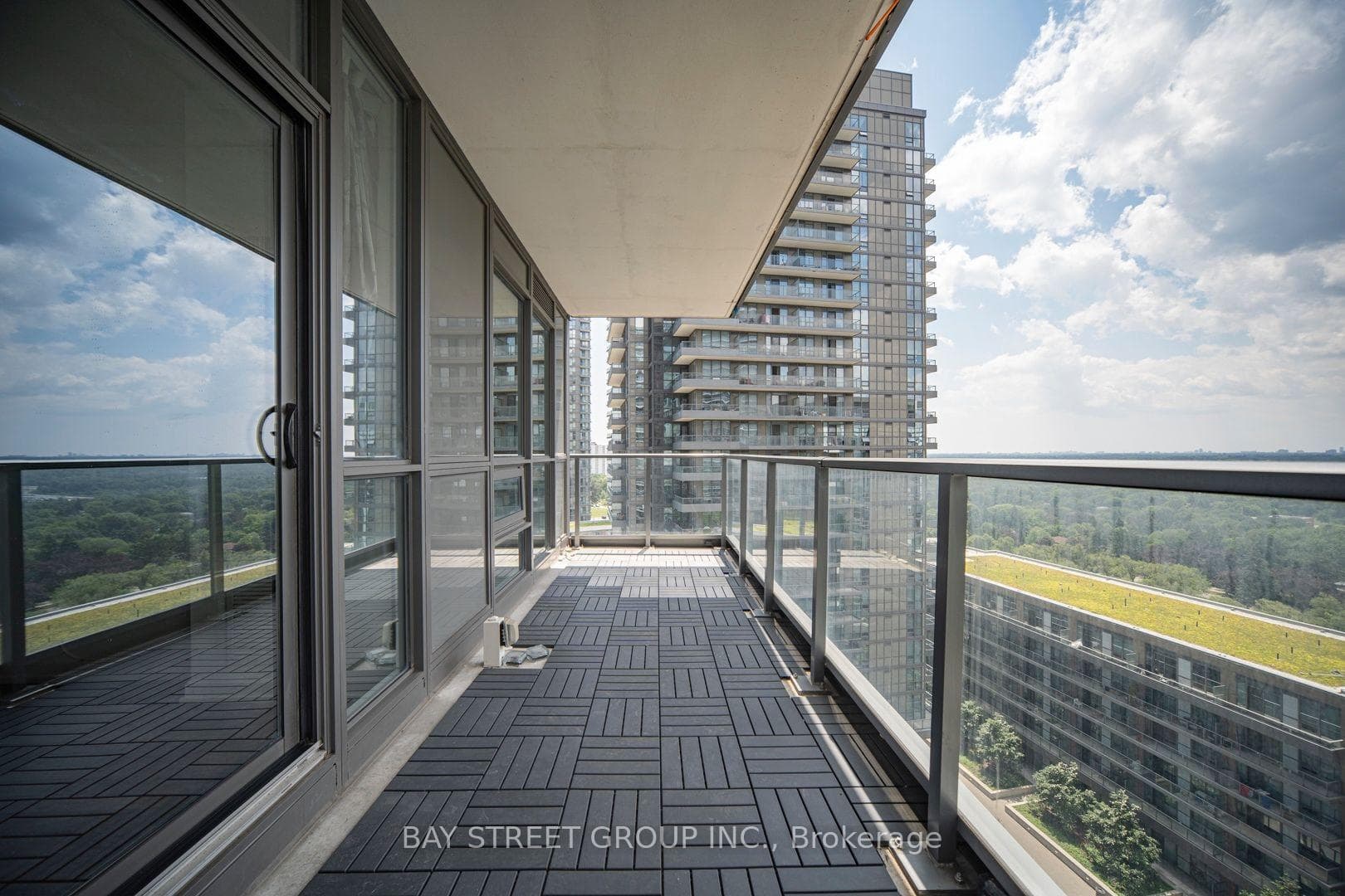 56 Forest Manor Road Unit 1205 photo 19
