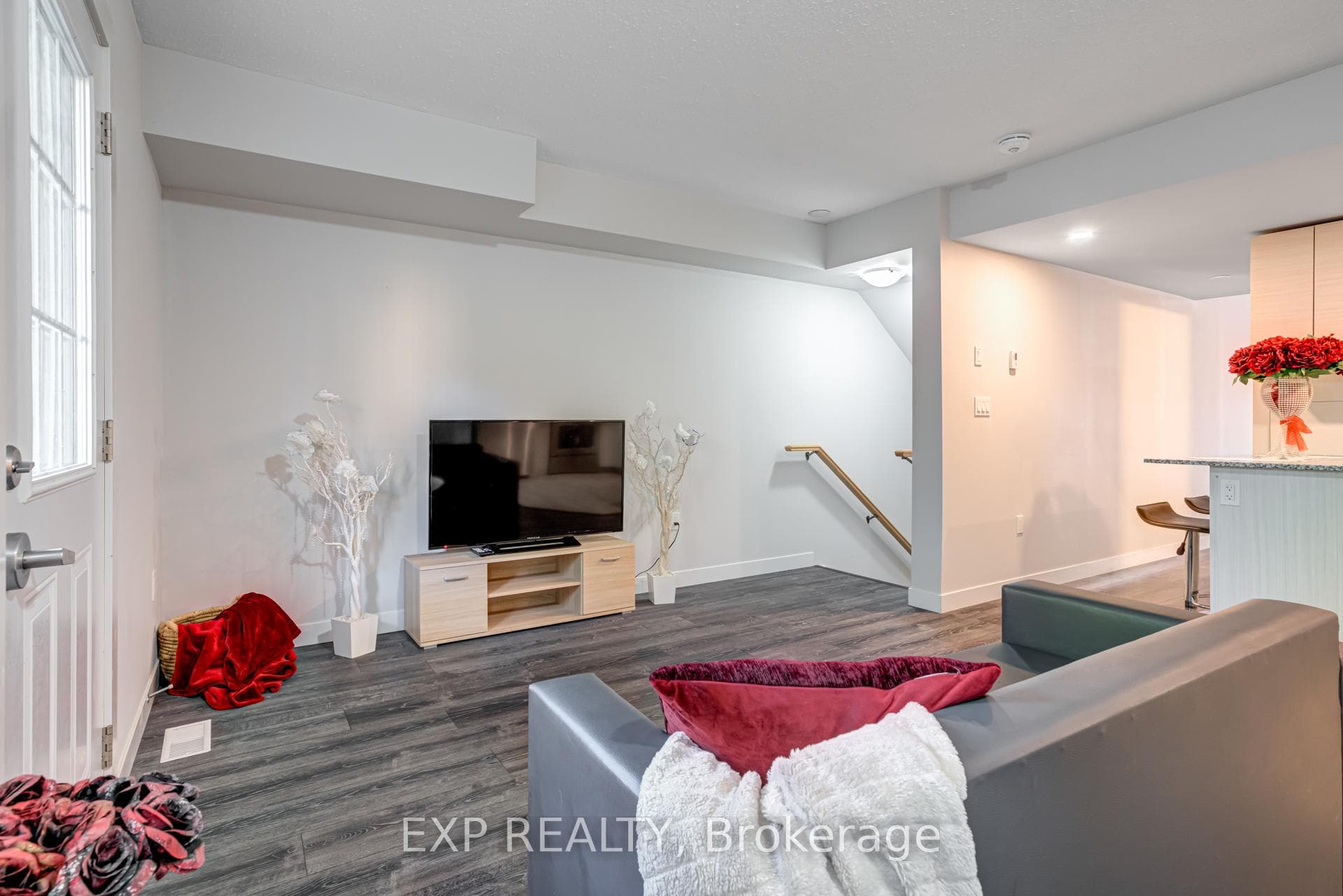 288 Albert Street Unit 106 photo 22