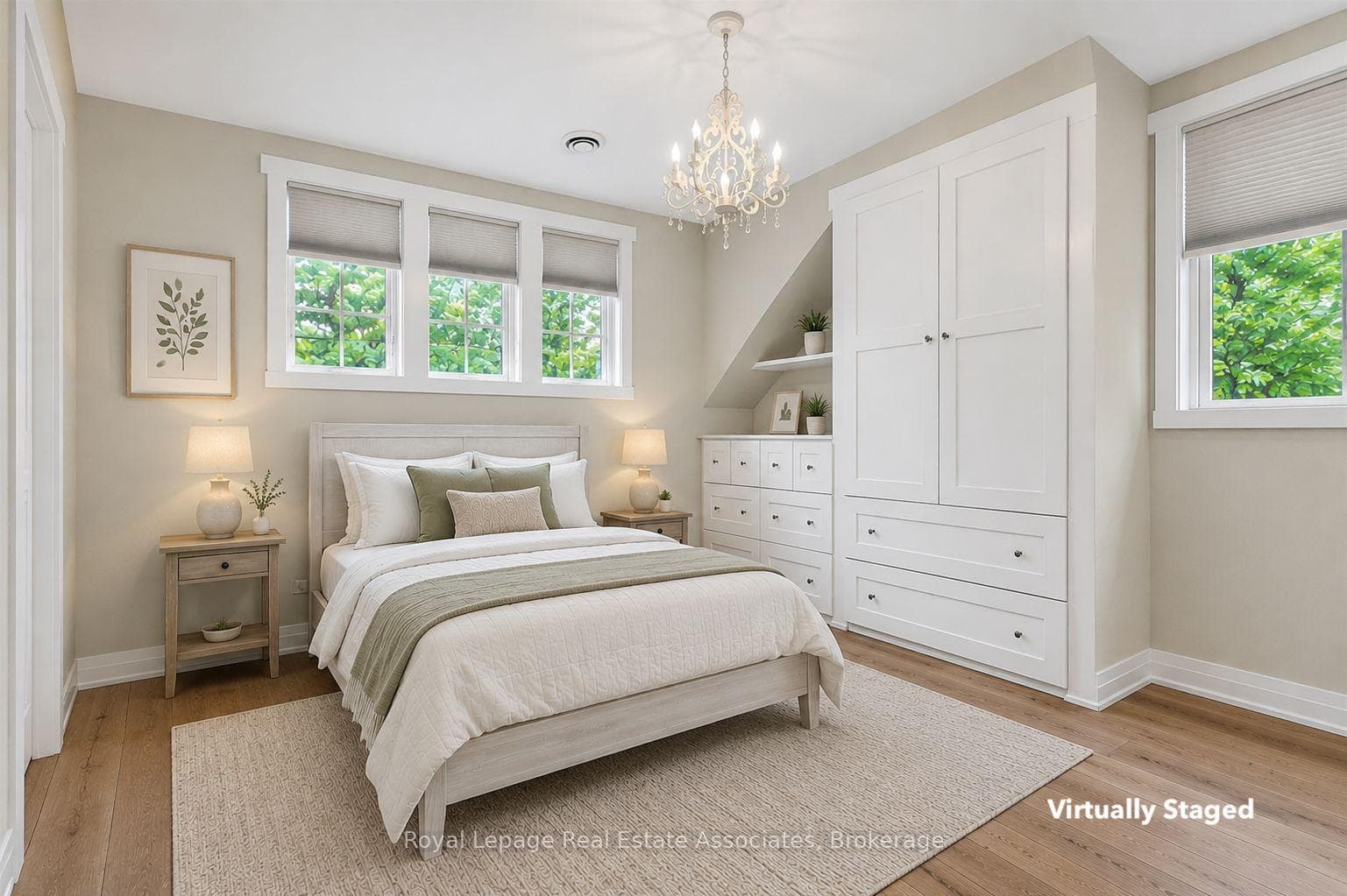 1384 Victor Avenue photo 30