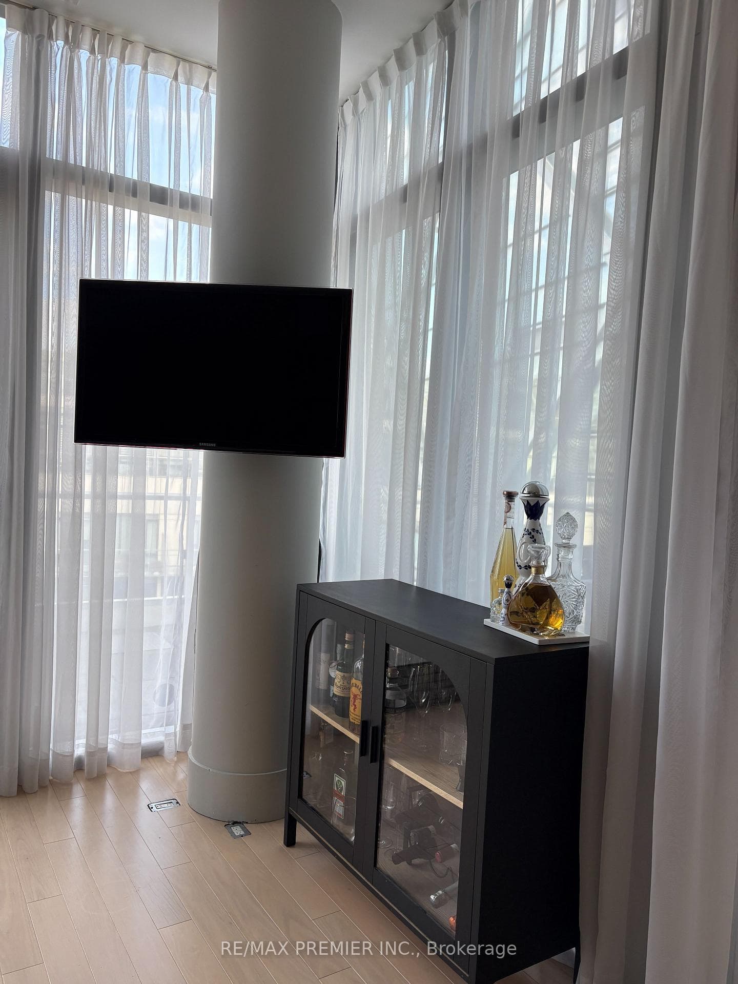 29 Queens Quay Unit 1208 photo 11