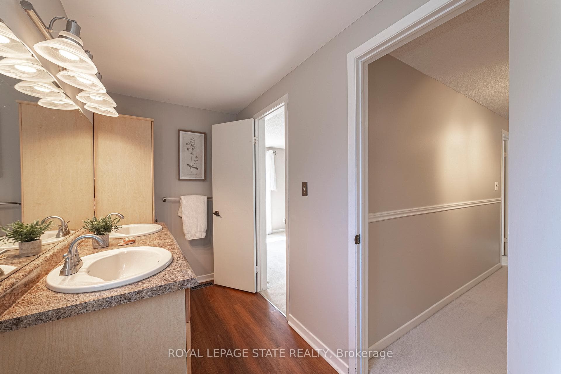 929 Daryl Drive photo 33