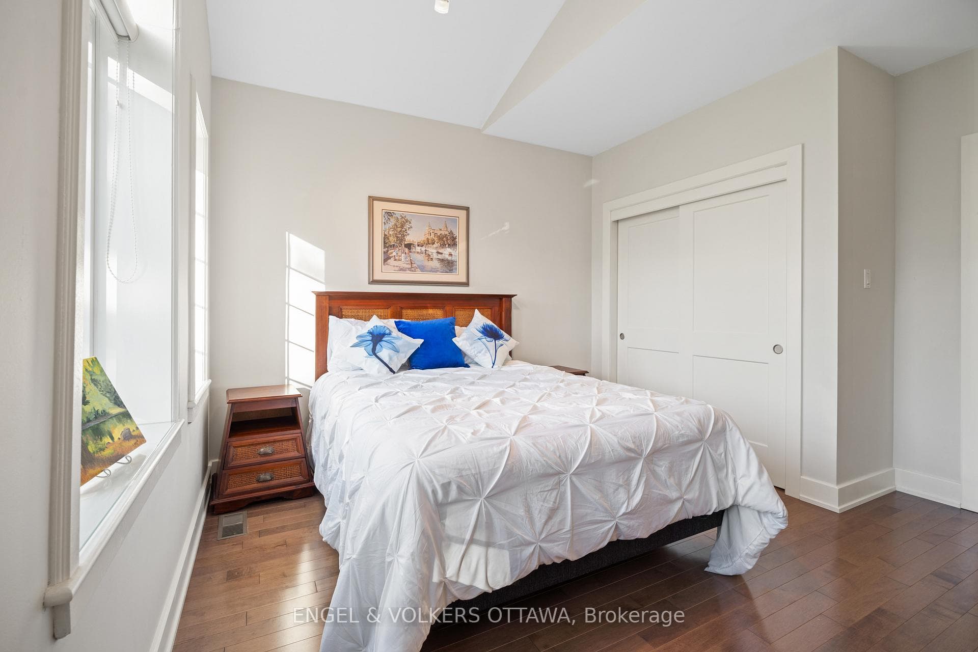 1562 Lakeshore Drive photo 19