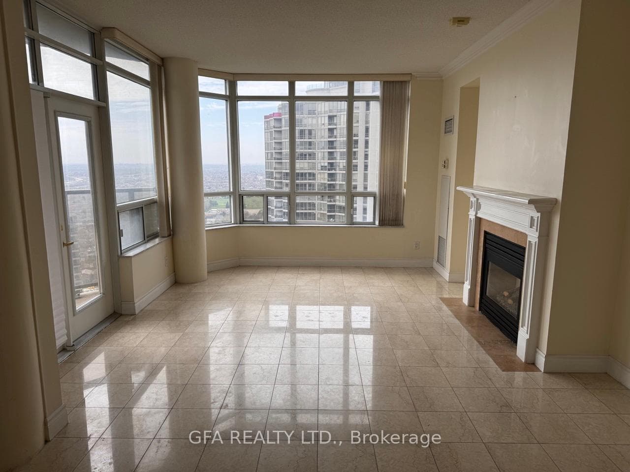 35 Kingsbridge Garden Circle Unit 3106 photo 5