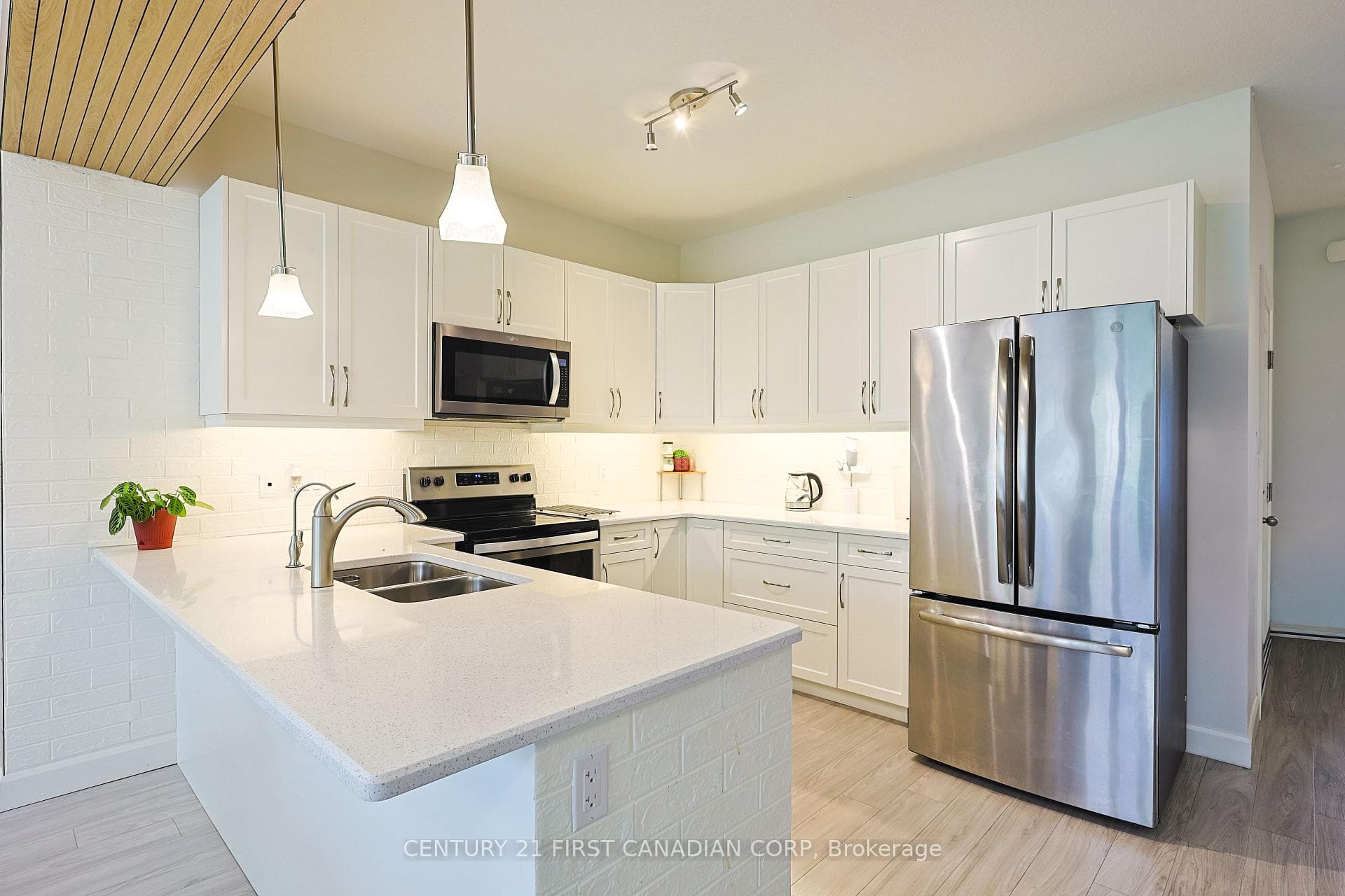 600 Guiness Way Unit 26 photo 12