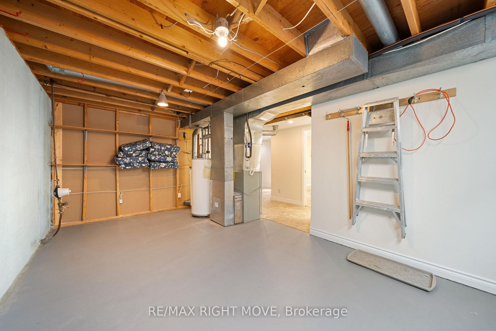 353 Arthur Street photo 25