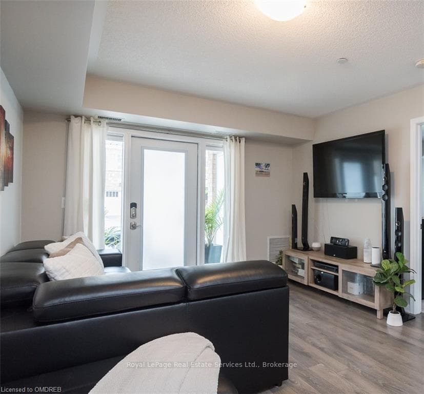 1045 NADALIN Heights Unit 111 photo 6