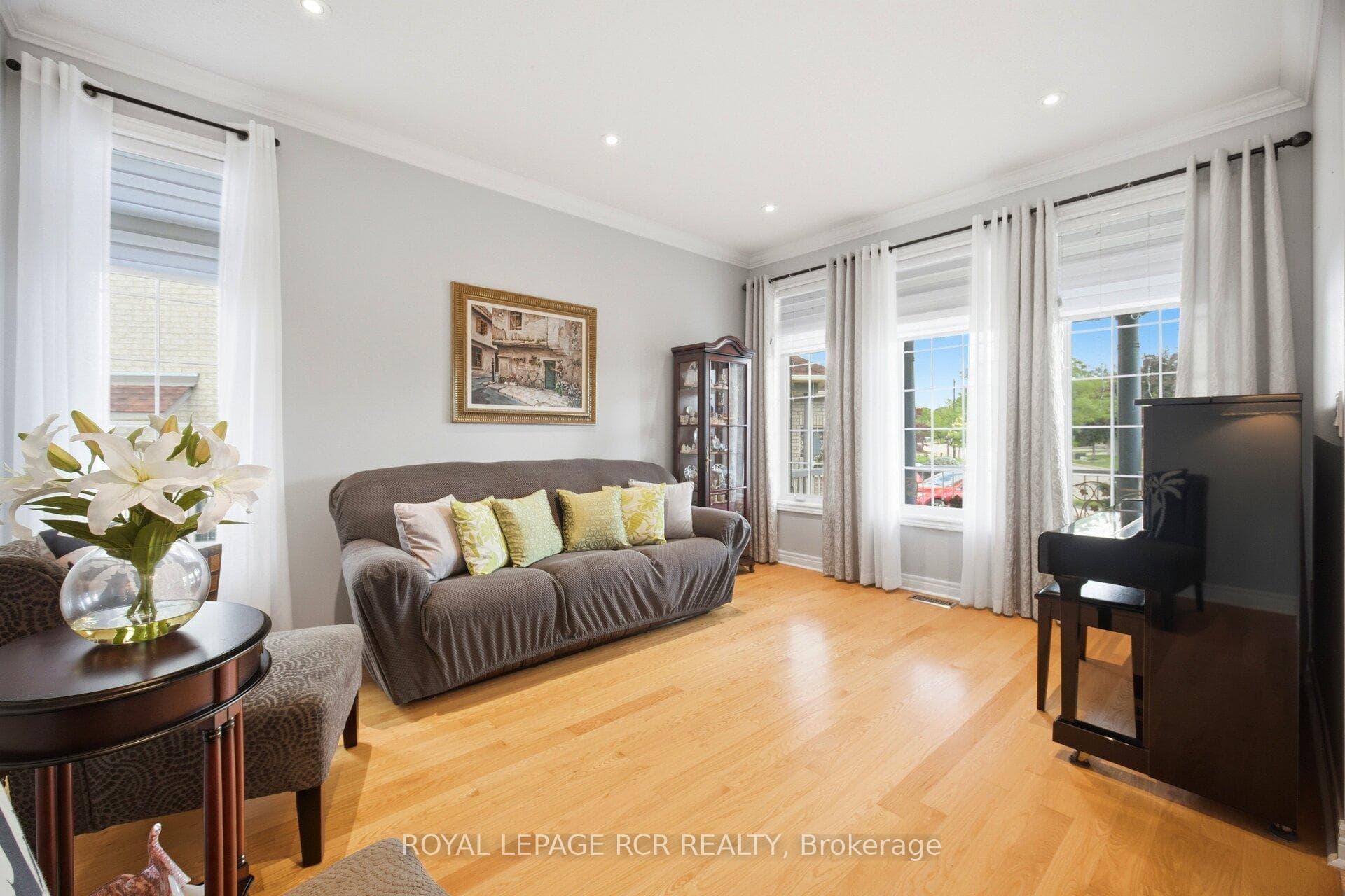 939 Brass Winds Place photo 8