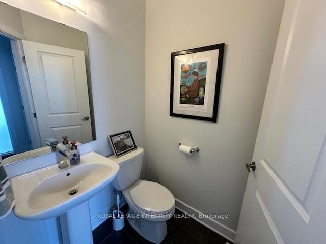 119 Bristol Crescent photo 17