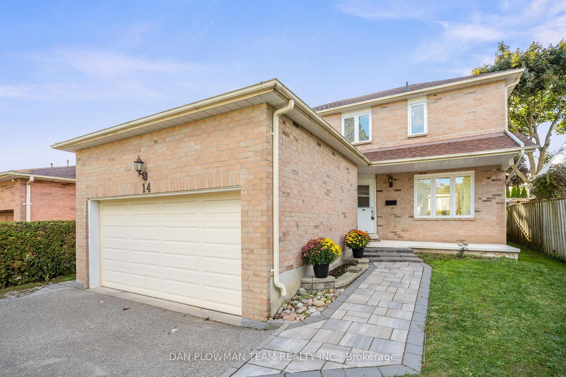 14 Firwood Avenue photo 1