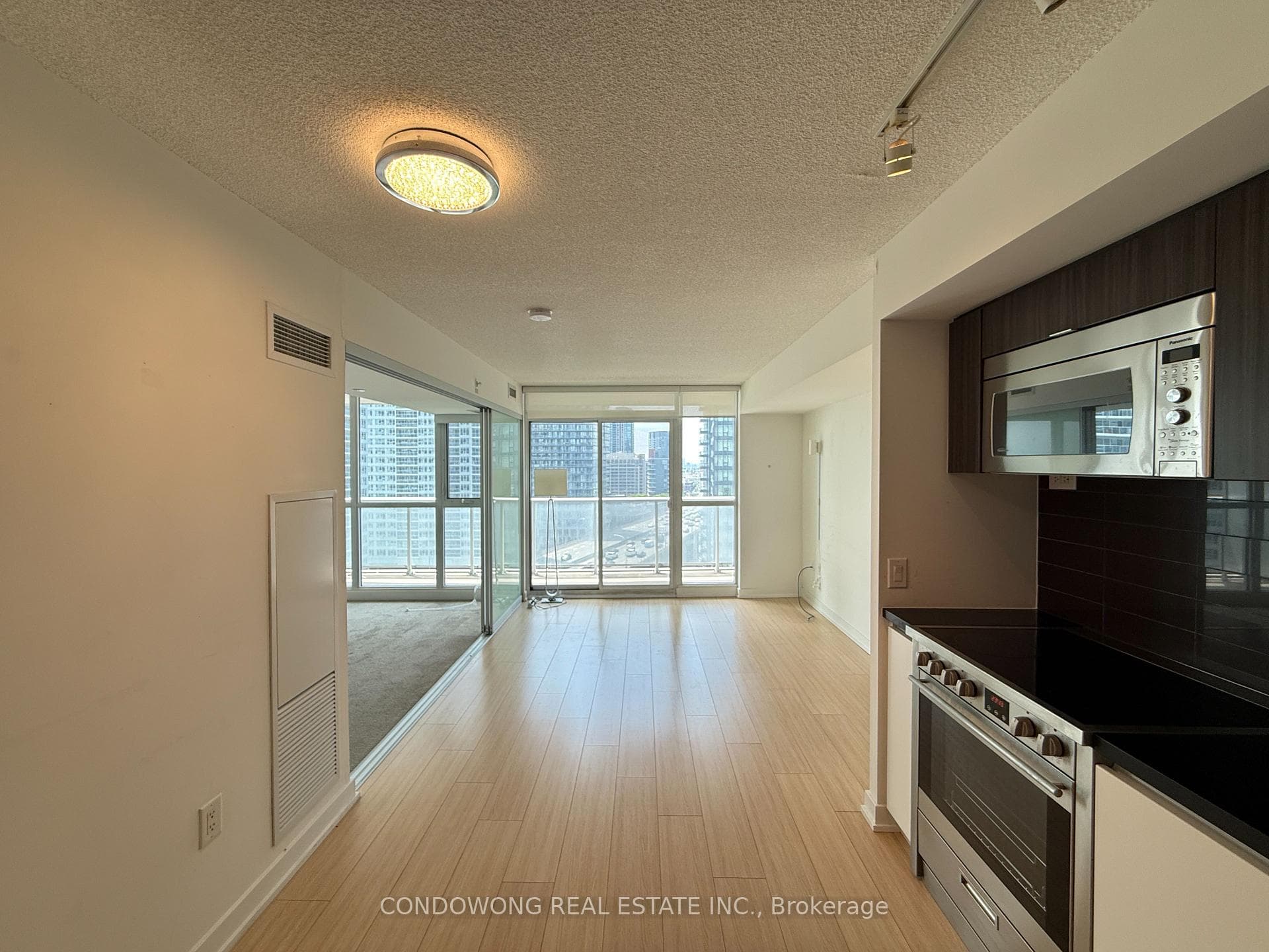 75 Queens Wharf Road Unit 1711 photo 1