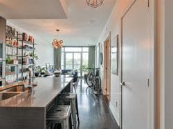 170 Avenue Road Unit 409 photo 5